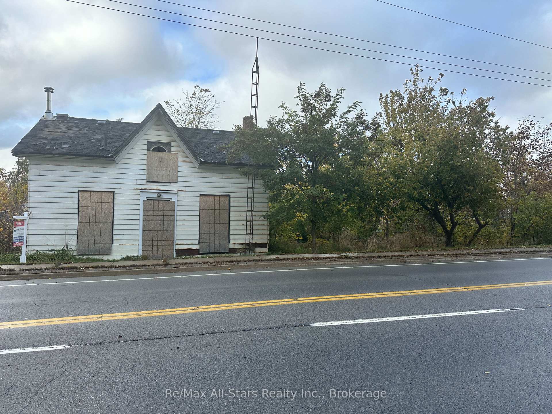 Photo 6 of 2385 Highway 7, Kawartha Lakes, Manilla — HOMEH