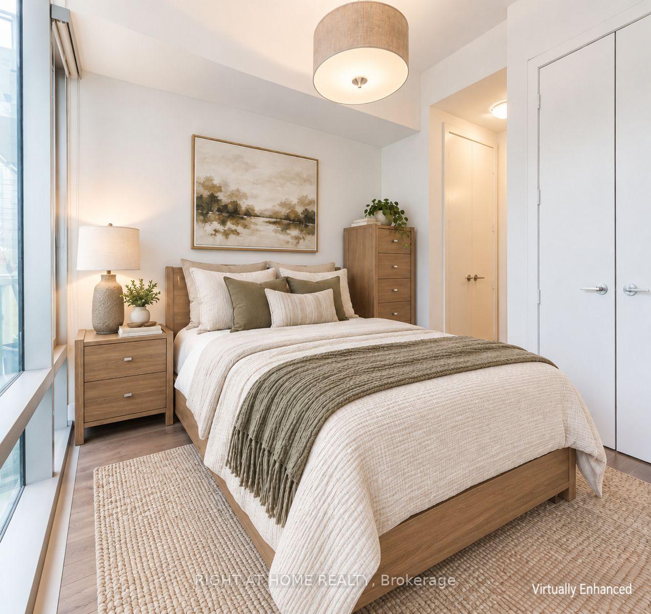 Photo 8 of Unit 807, 39 Queens Quay E, Toronto, Waterfront Communities — HOMEH
