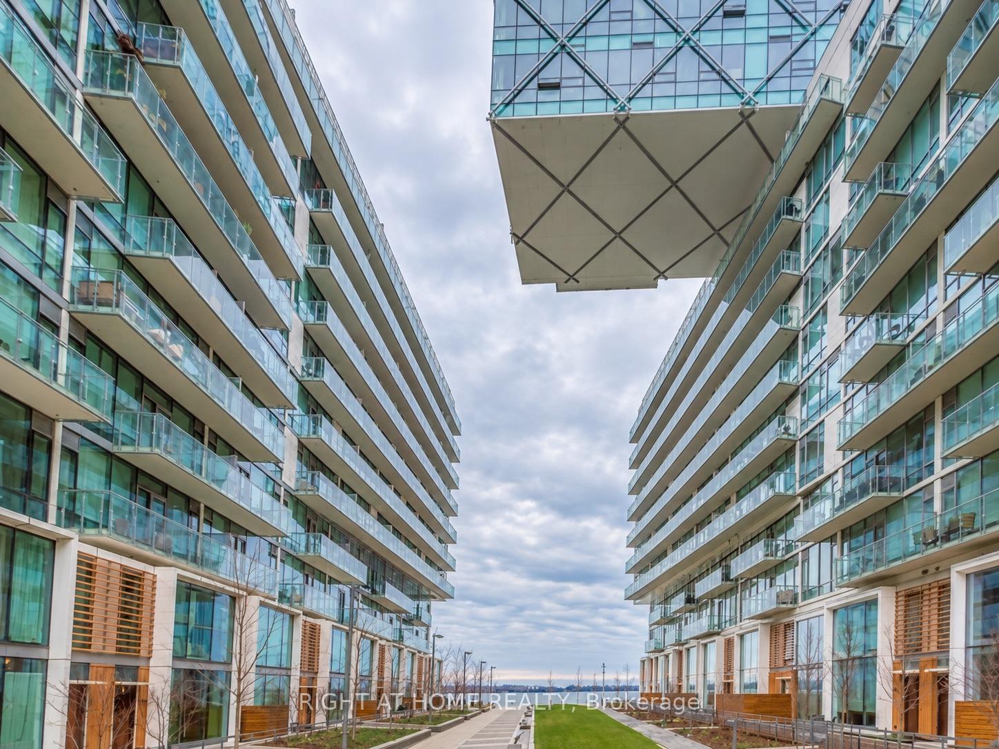 Photo 17 of Unit 807, 39 Queens Quay E, Toronto, Waterfront Communities — HOMEH