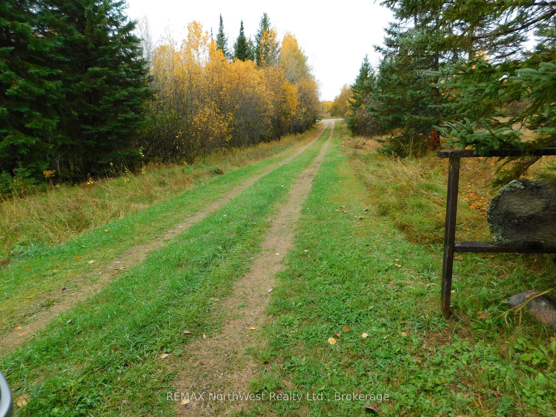 Photo 3 of 1373 609 Highway, Kenora Remote Area, Blue Lake — HOMEH