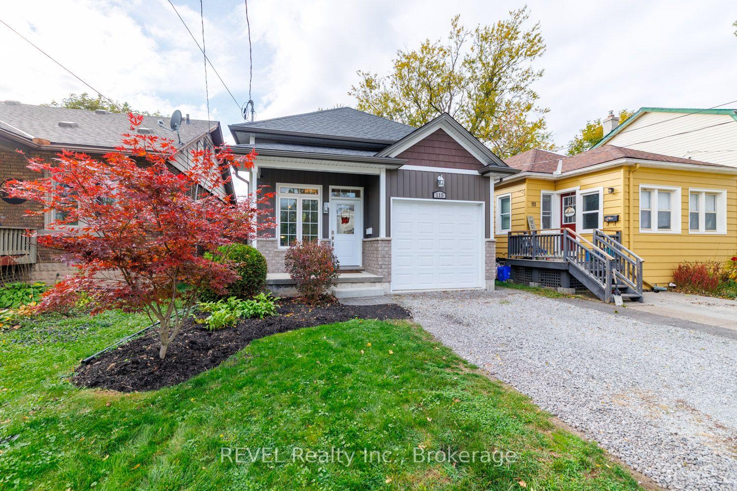 Photo 2 of 115 Oakland Avenue, Welland, Broadway — HOMEH