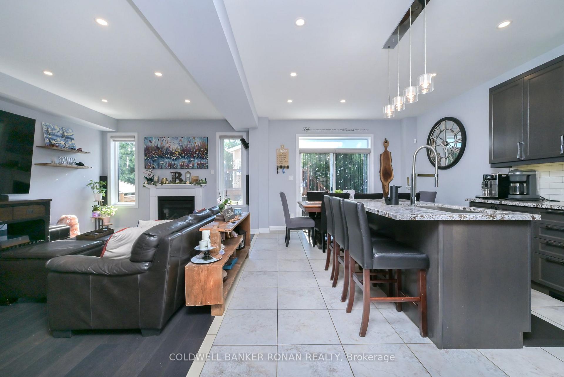 Photo 9 of 66 Sydie Lane, New Tecumseth, Tottenham — HOMEH