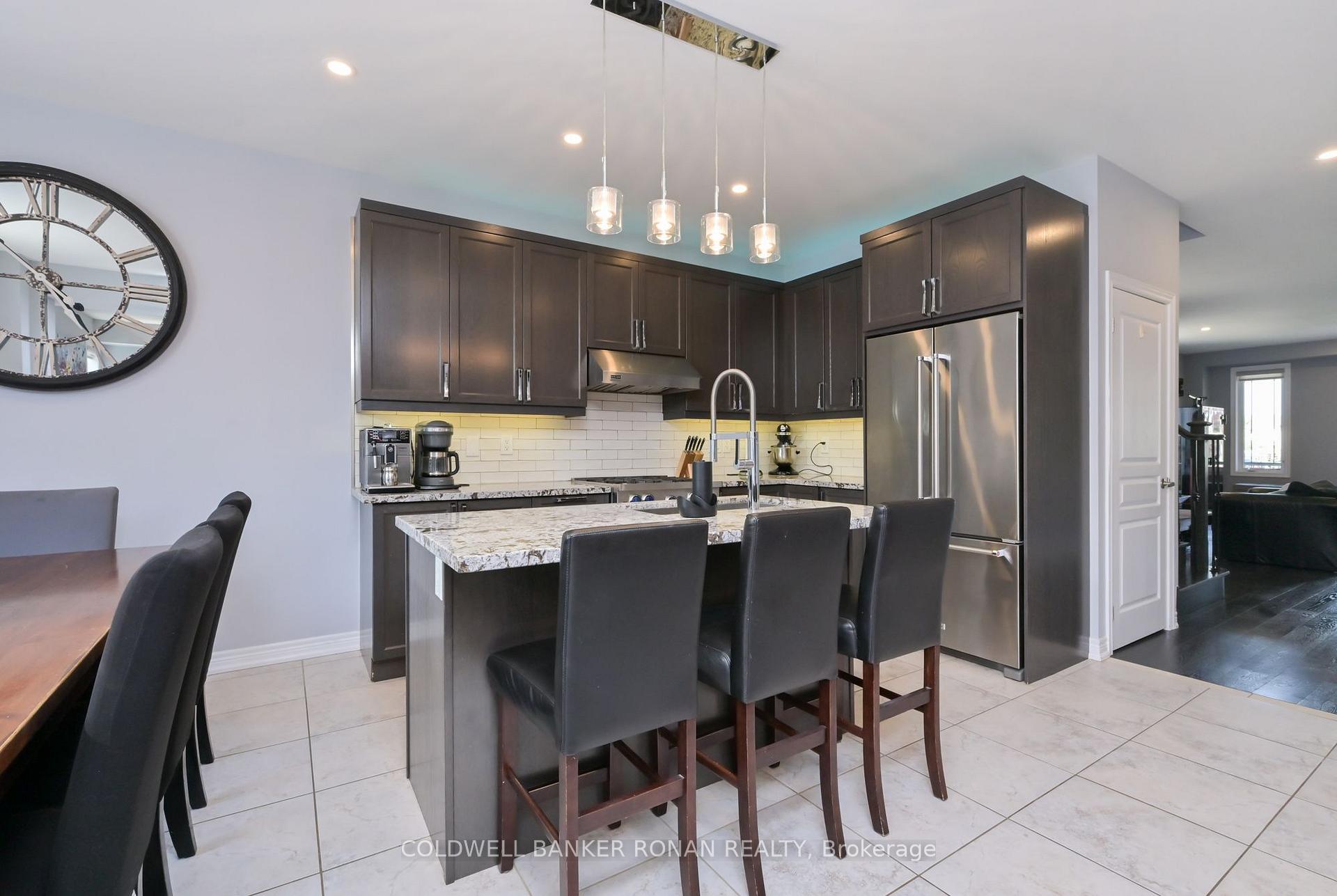 Photo 12 of 66 Sydie Lane, New Tecumseth, Tottenham — HOMEH
