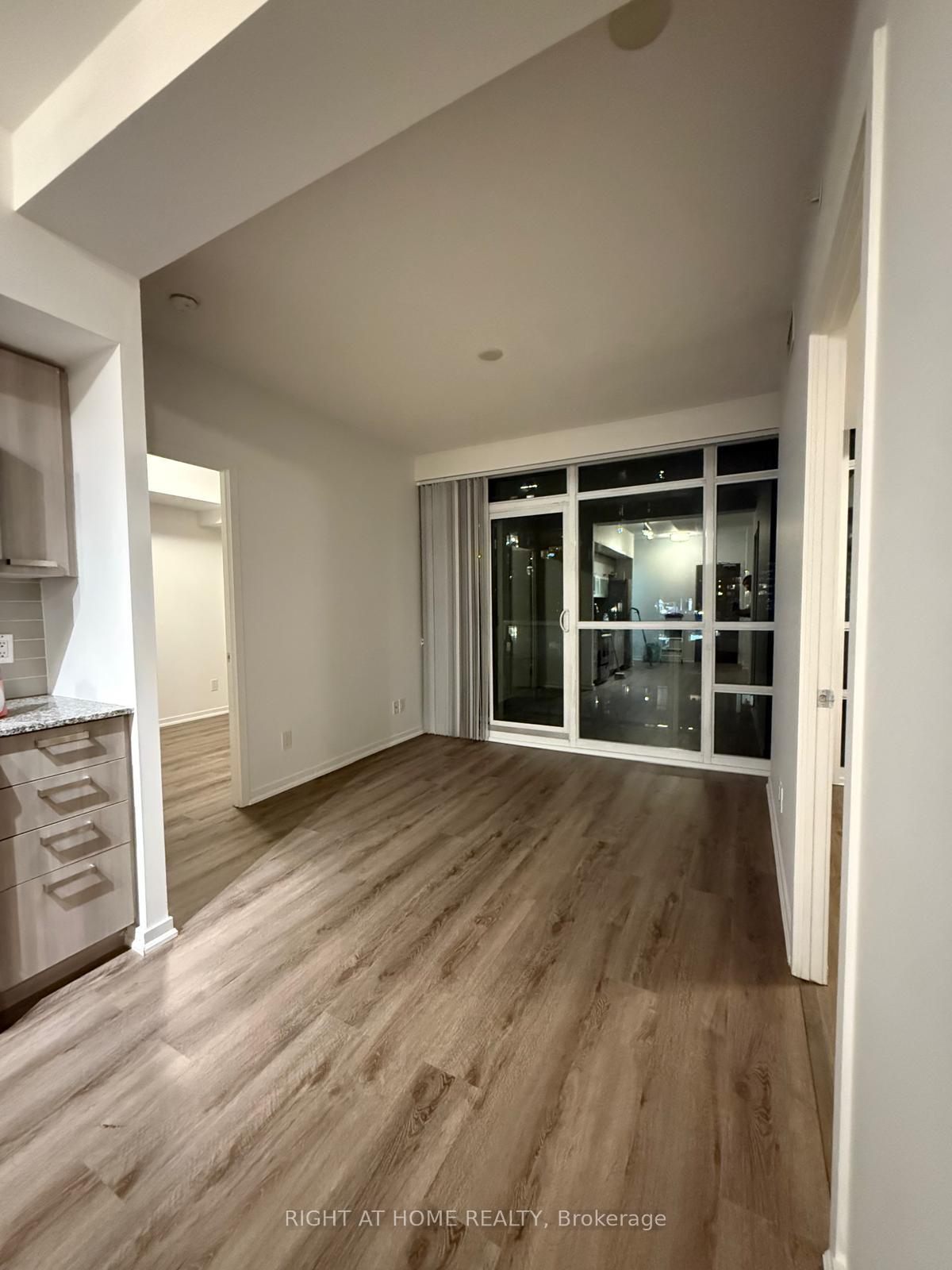 Photo 2 of Unit 1106, 68 Abell Street, Toronto, Little Portugal — HOMEH