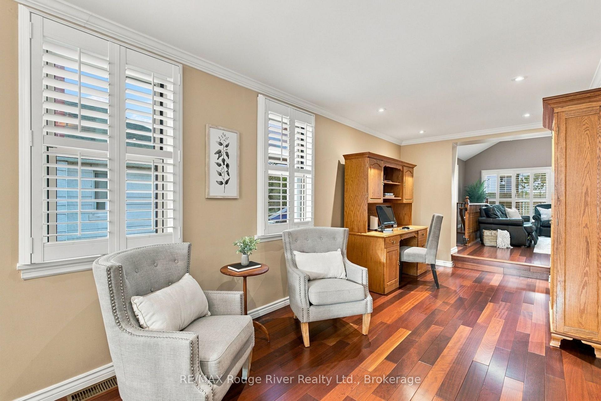 Photo 13 of 709 Athol Street, Whitby, Downtown Whitby — HOMEH