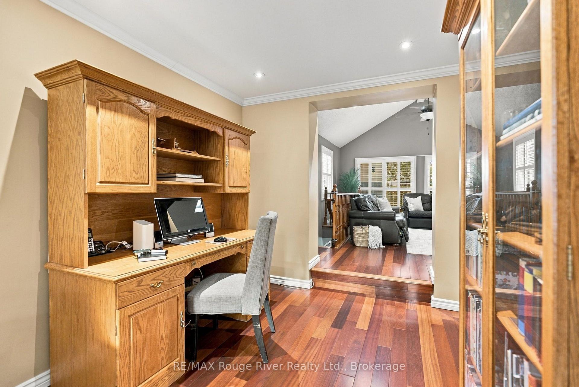 Photo 14 of 709 Athol Street, Whitby, Downtown Whitby — HOMEH