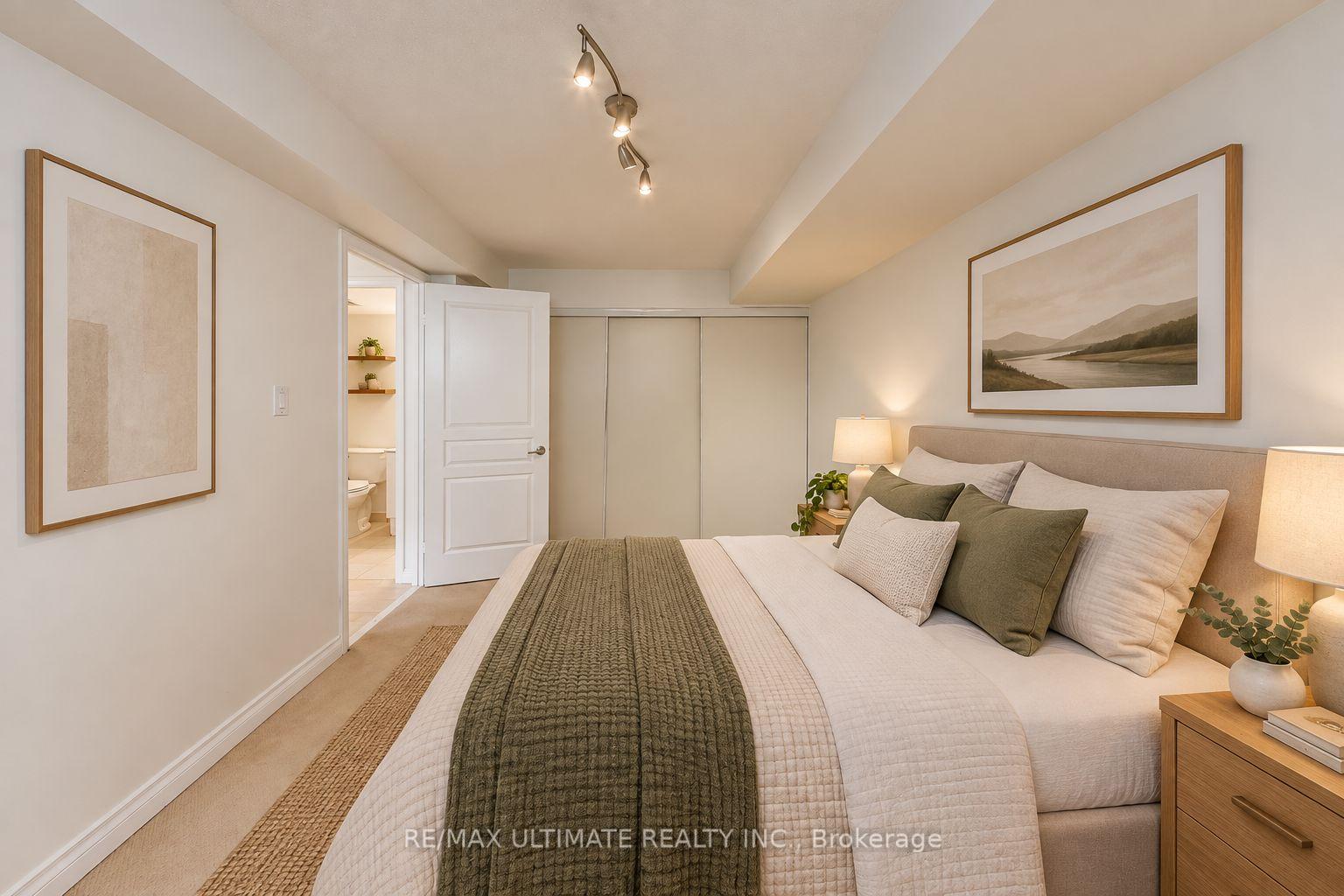 Photo 4 of Unit 1050, 313 Richmond Street E, Toronto, Moss Park — HOMEH