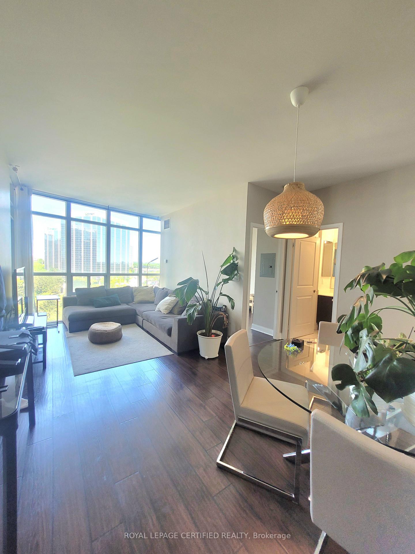 Photo 8 of Unit 909, 90 Absolute Avenue, Mississauga, City Centre — HOMEH