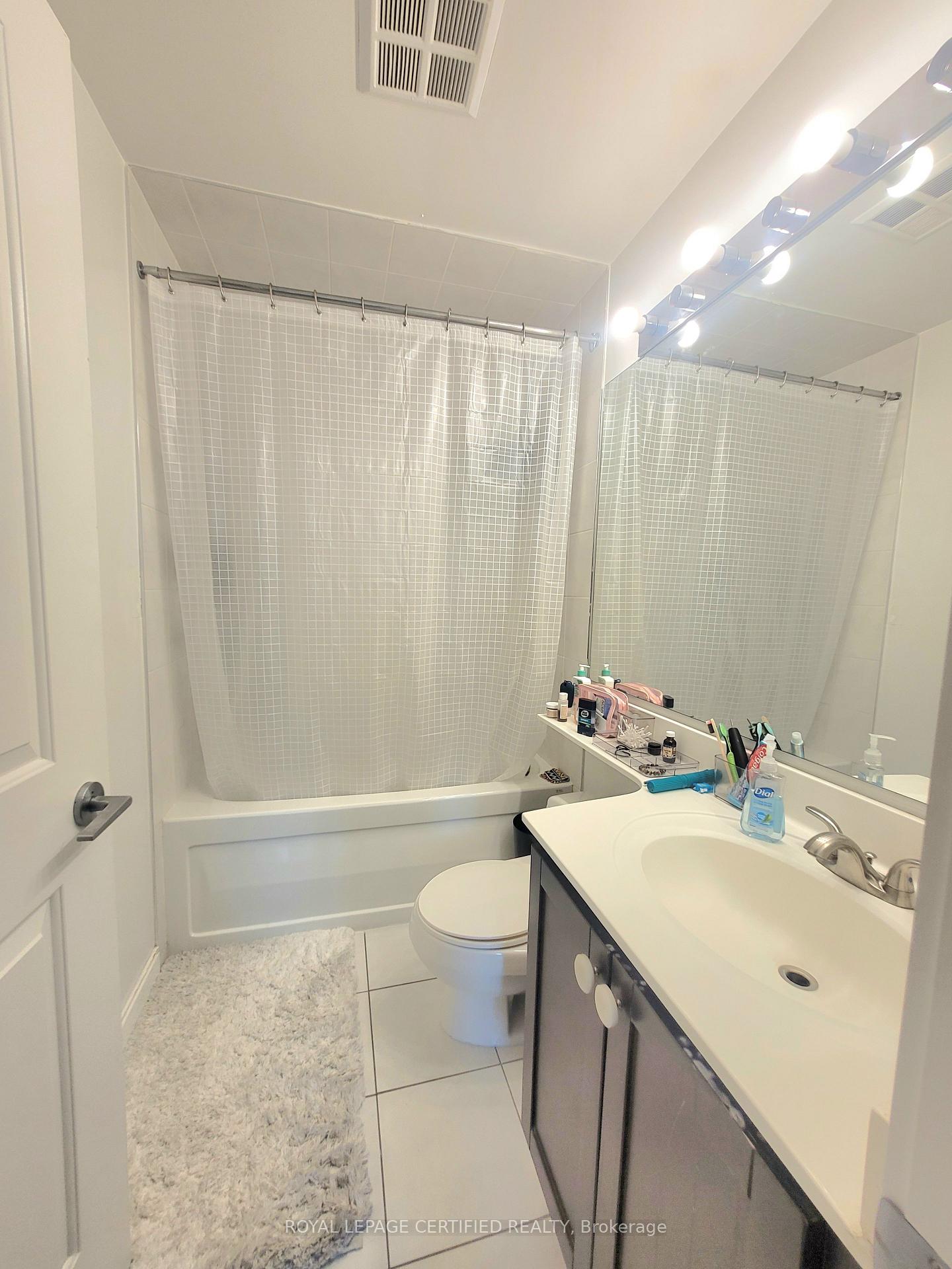 Photo 17 of Unit 909, 90 Absolute Avenue, Mississauga, City Centre — HOMEH