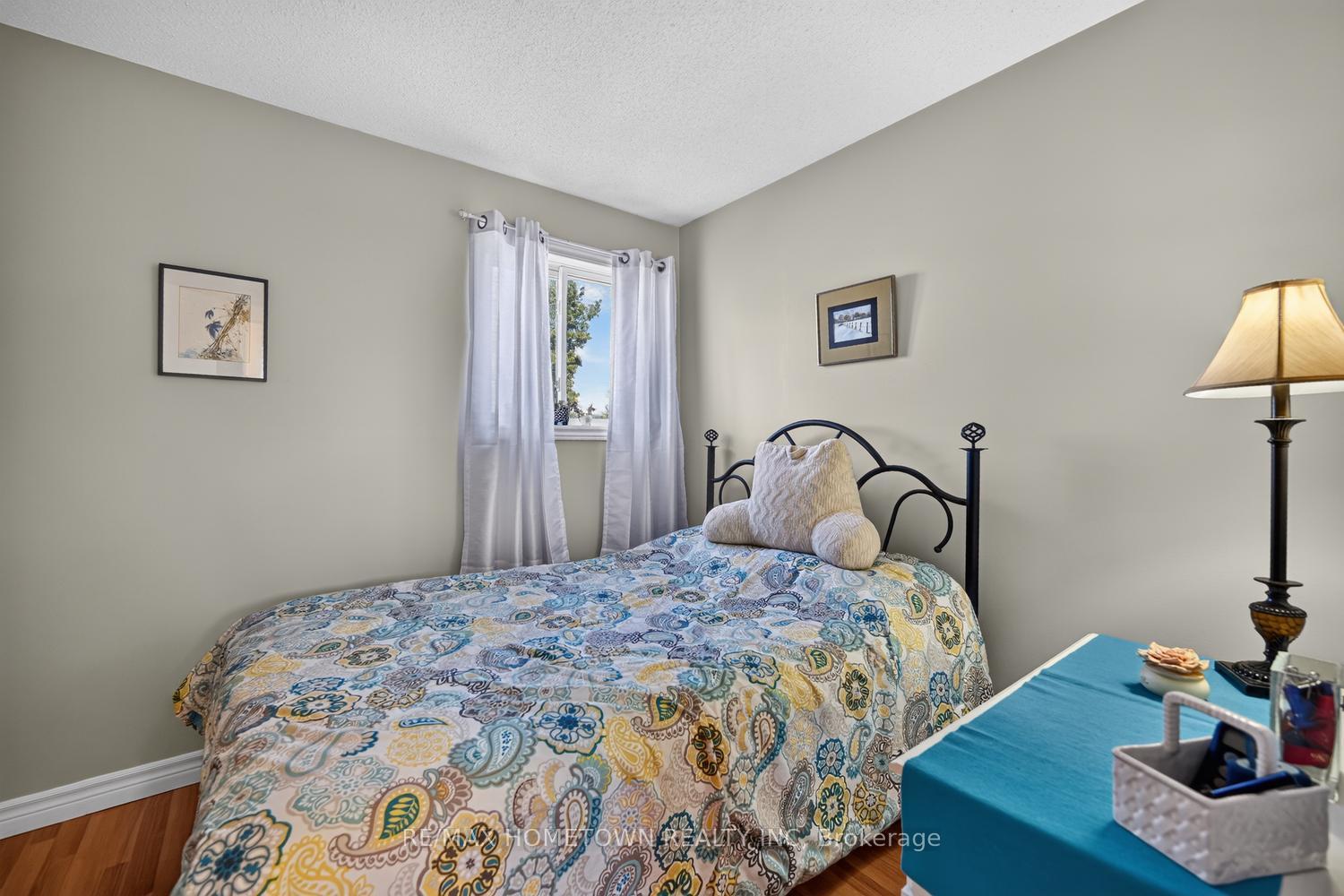 Photo 21 of 96 Cambridge Crescent, Brockville, Brockville — HOMEH
