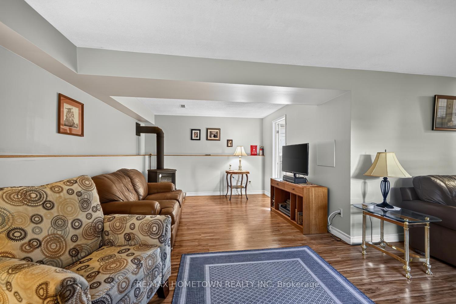 Photo 28 of 96 Cambridge Crescent, Brockville, Brockville — HOMEH