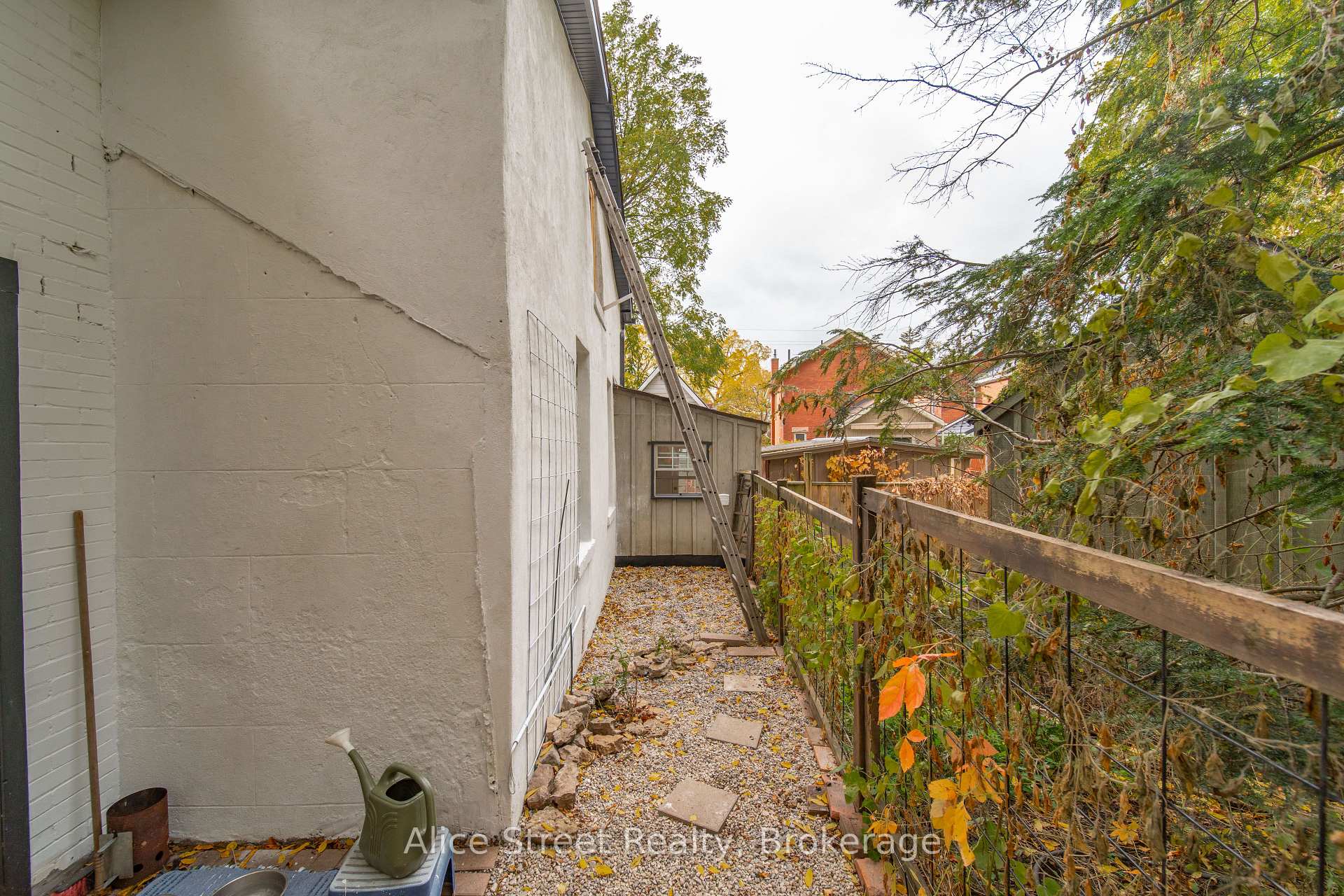 Photo 39 of 39 Arthur Street N, Guelph, St. George's — HOMEH