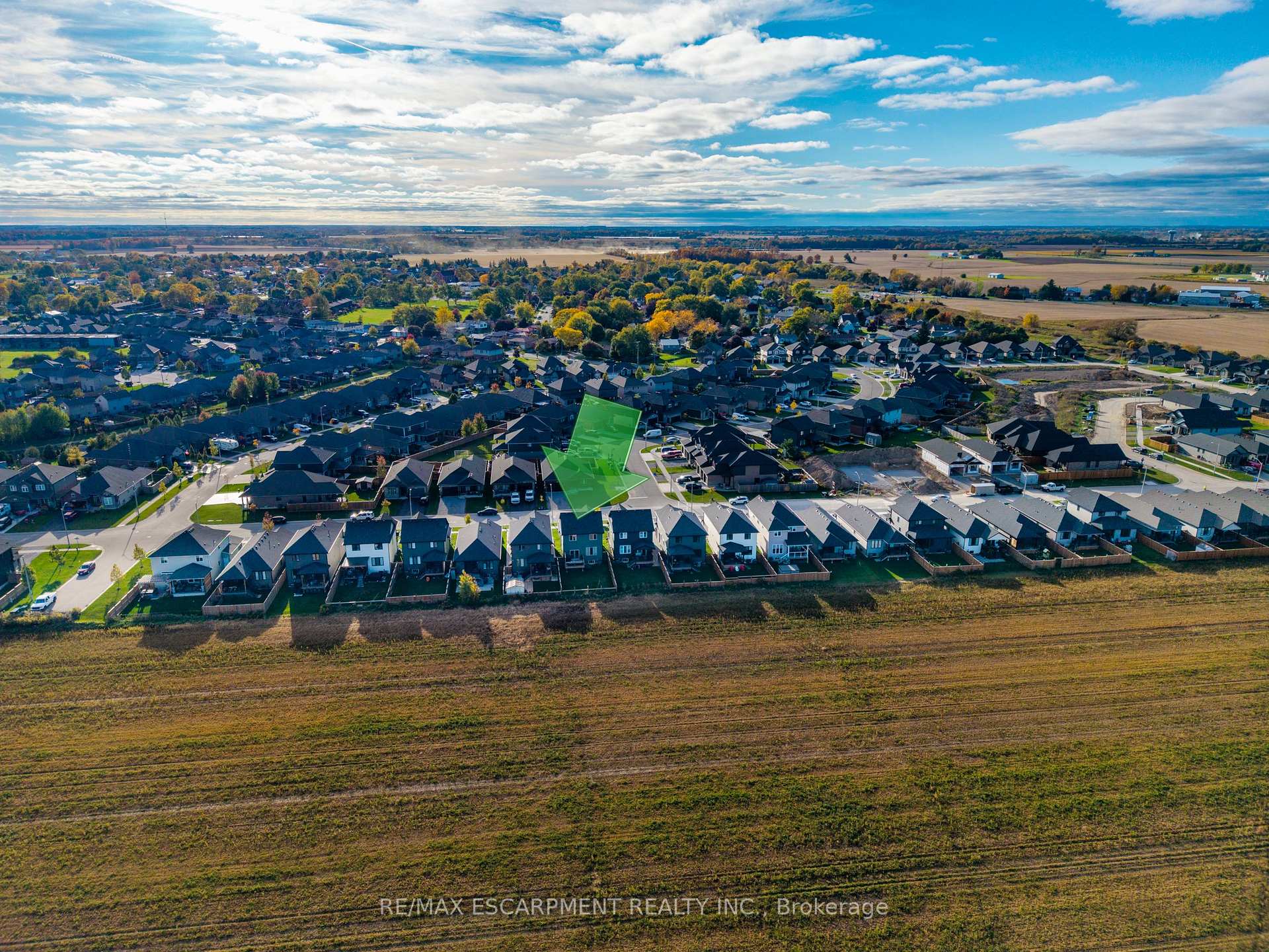 Photo 5 of 151 Lafayette Street E, Haldimand — HOMEH