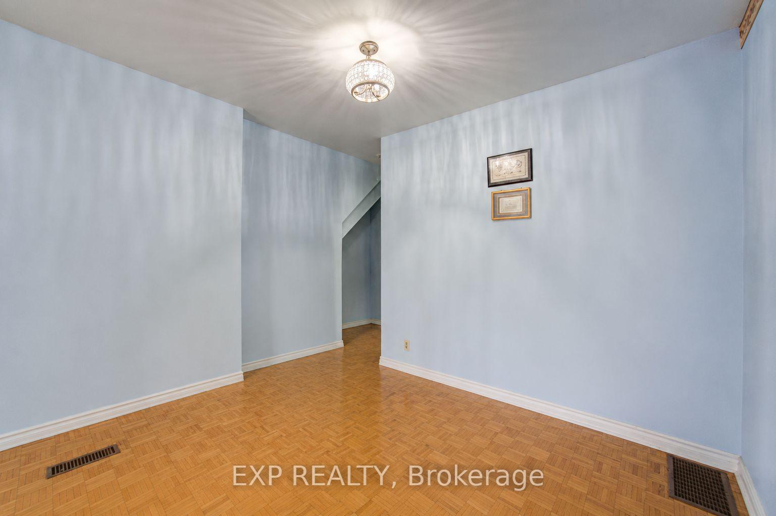 Photo 11 of 170 Wallace Avenue, Toronto, Dovercourt-Wallace Emerson-Junction — HOMEH