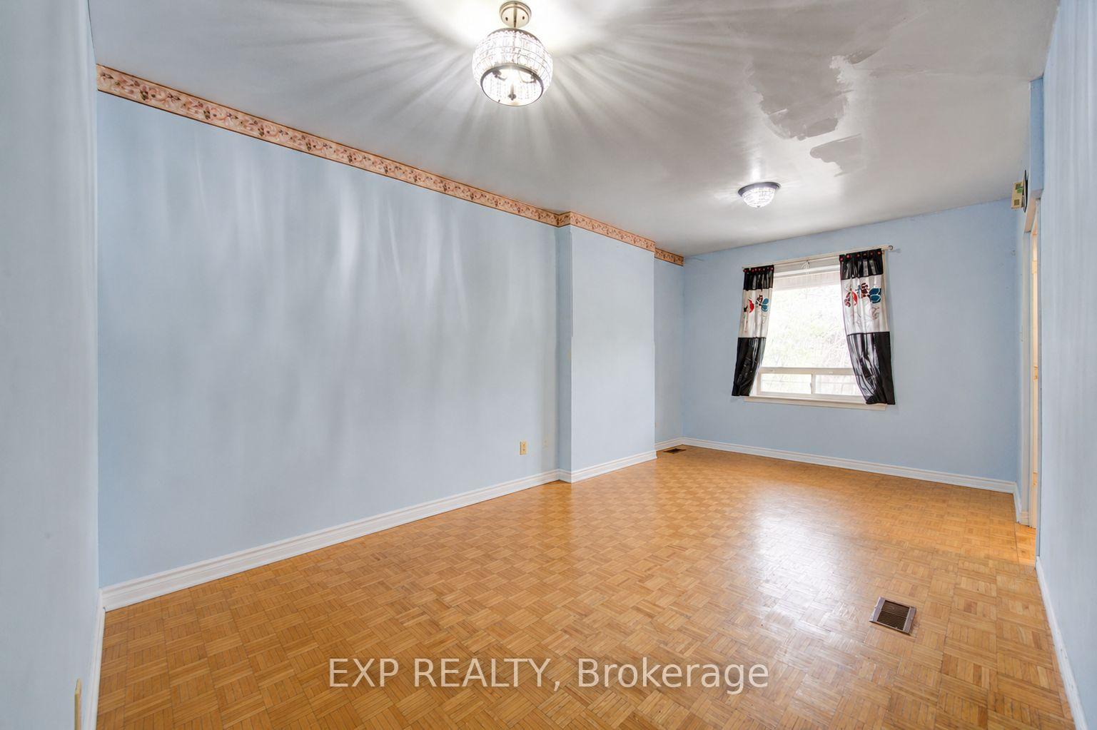Photo 12 of 170 Wallace Avenue, Toronto, Dovercourt-Wallace Emerson-Junction — HOMEH