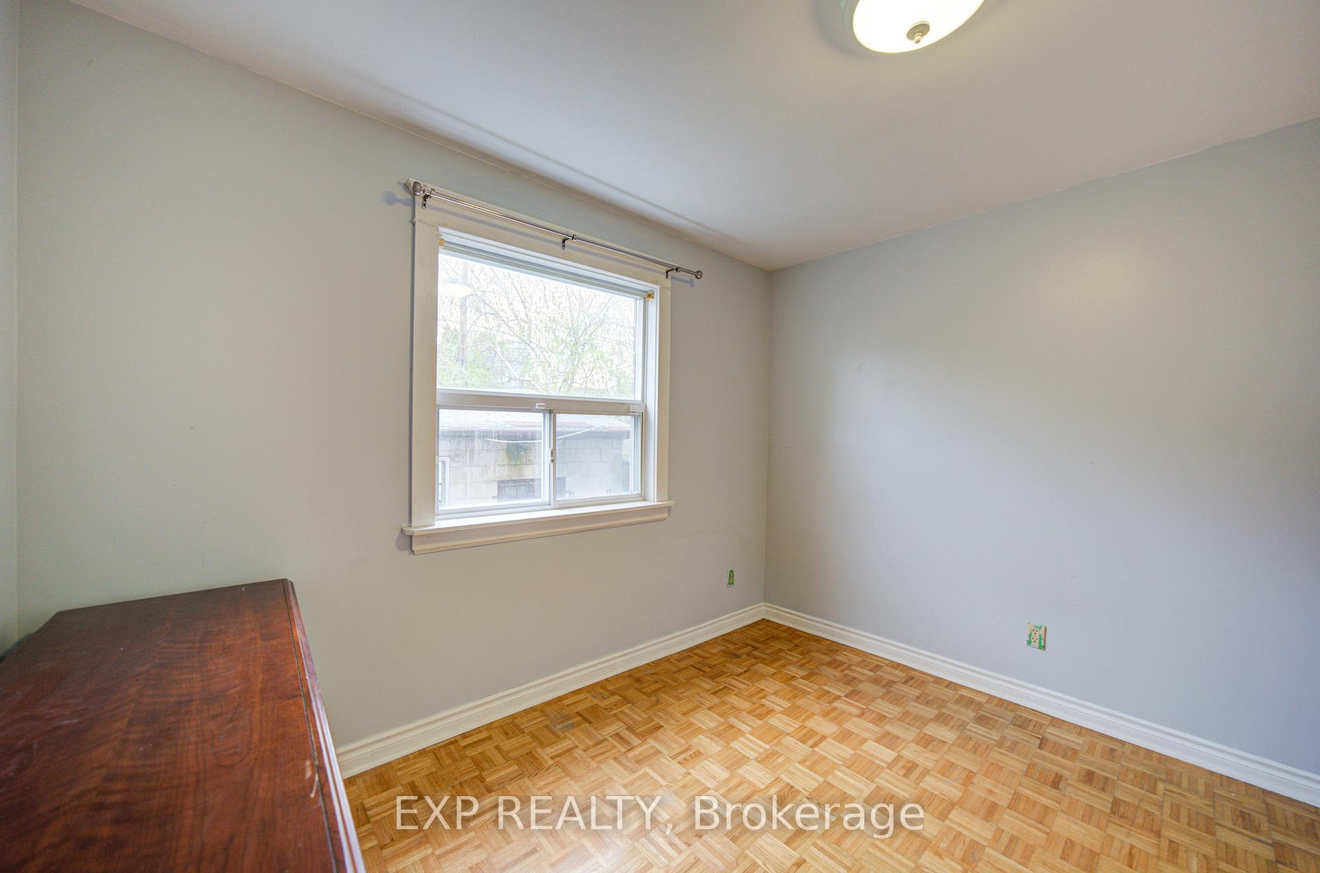 Photo 16 of 170 Wallace Avenue, Toronto, Dovercourt-Wallace Emerson-Junction — HOMEH