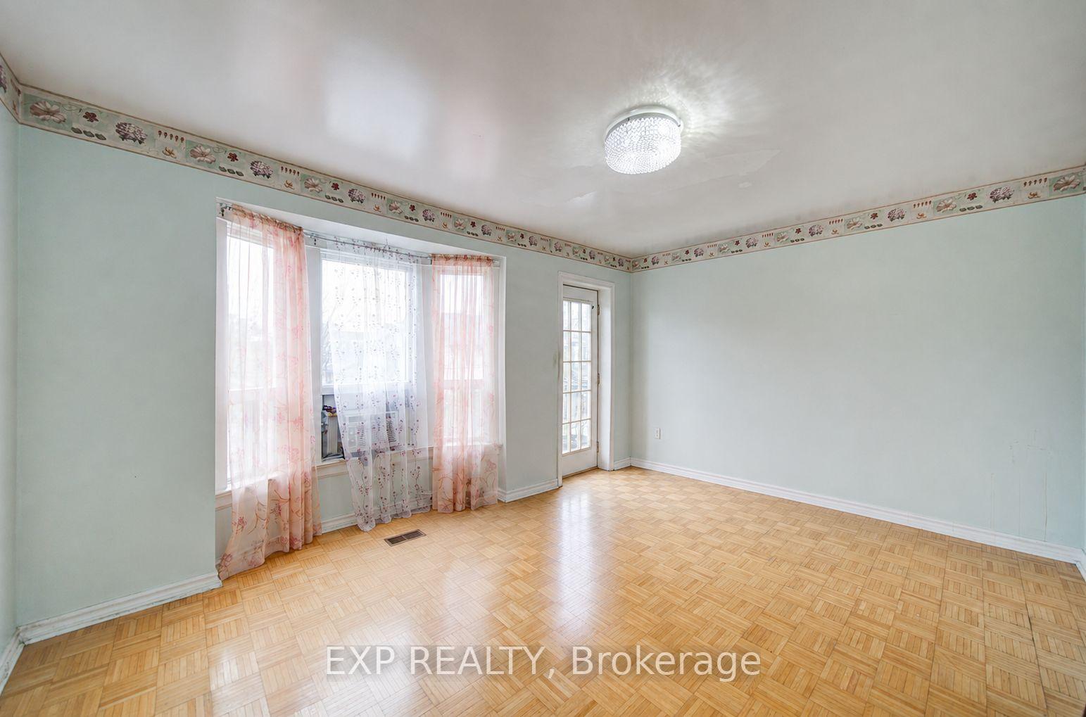 Photo 23 of 170 Wallace Avenue, Toronto, Dovercourt-Wallace Emerson-Junction — HOMEH