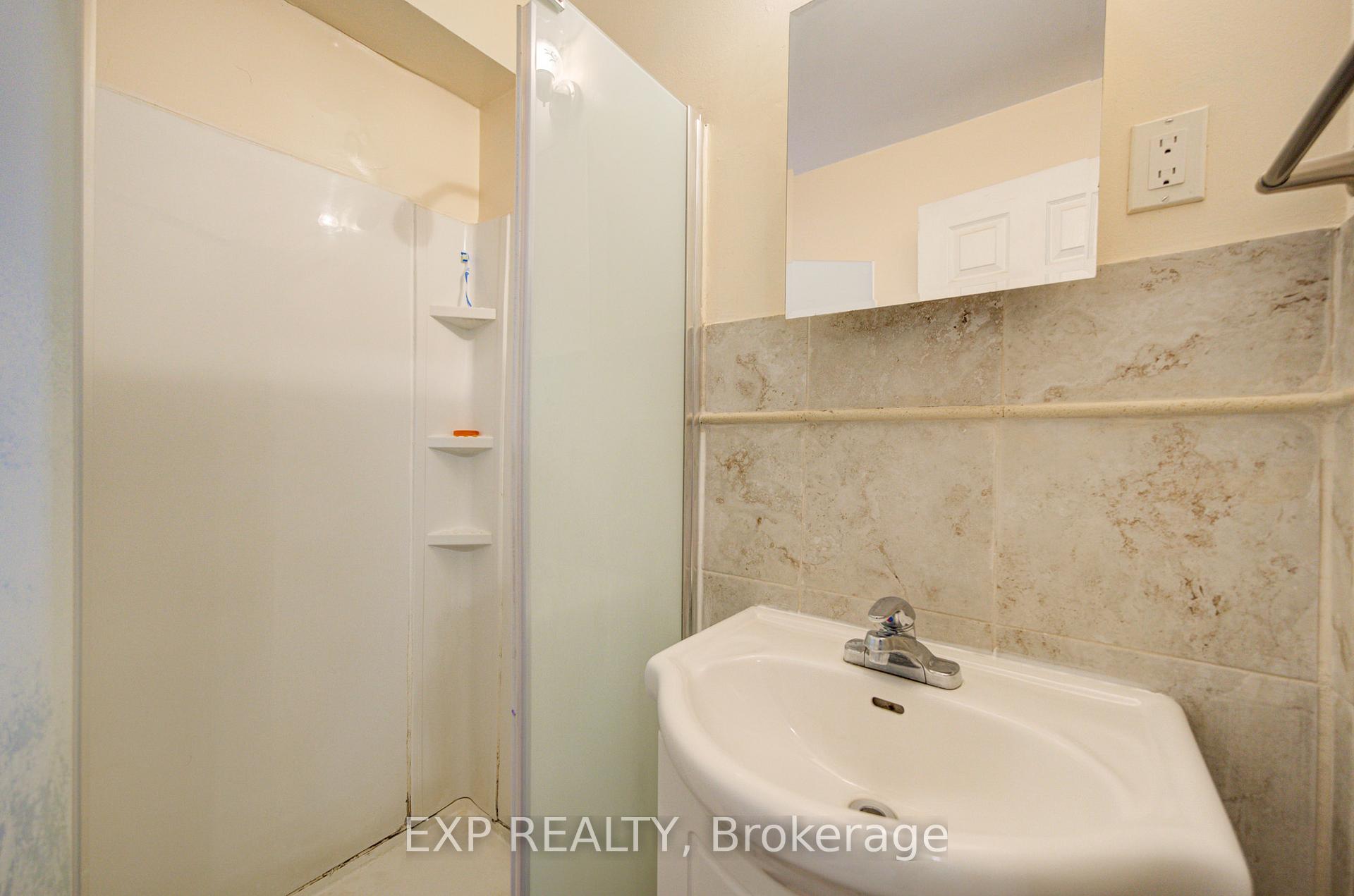 Photo 30 of 170 Wallace Avenue, Toronto, Dovercourt-Wallace Emerson-Junction — HOMEH