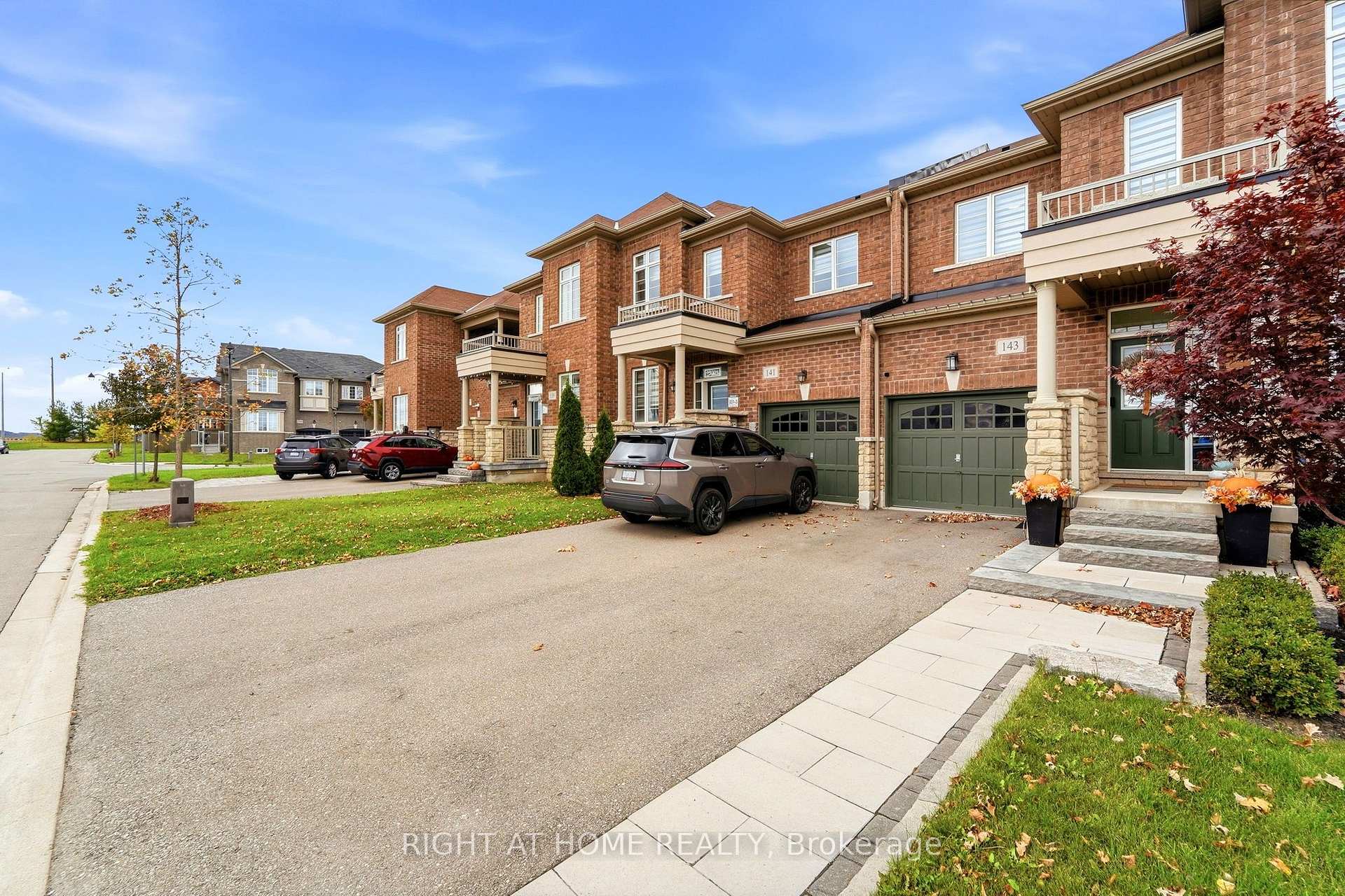 Photo 43 of 143 Bronson Terrace, Milton, Ford — HOMEH
