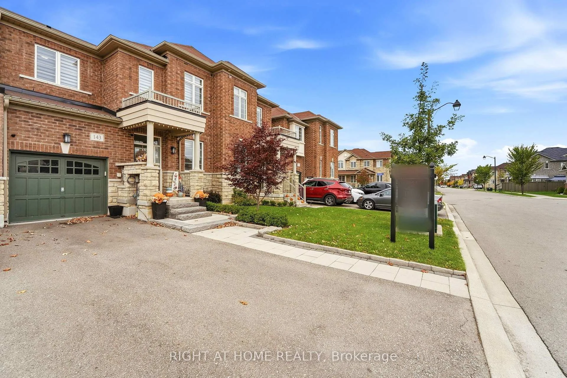 Photo 8 of 143 Bronson Terrace, Milton, Ford — HOMEH