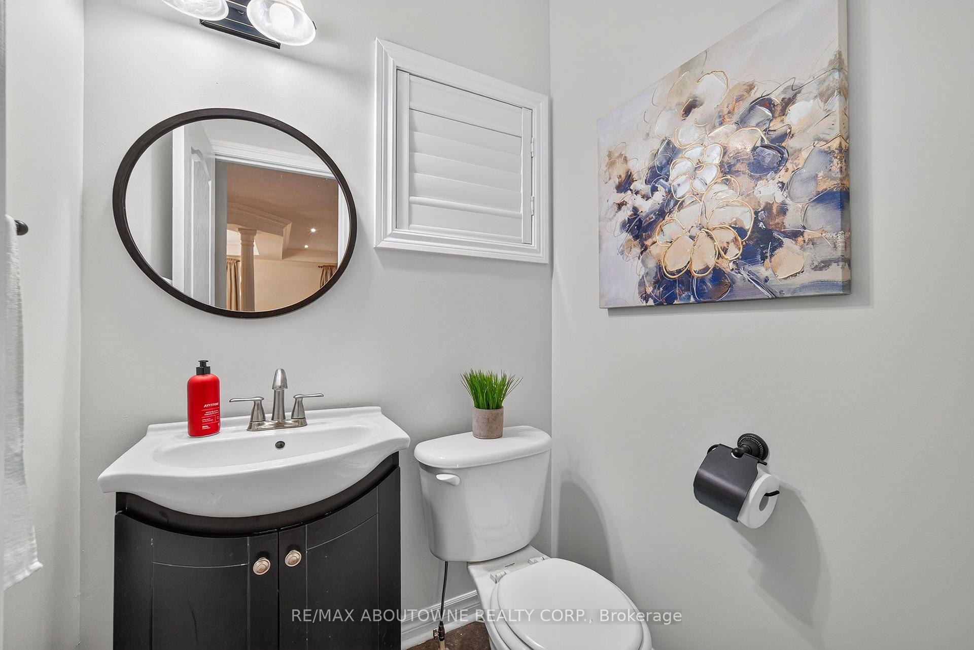 Photo 21 of 2447 Highmount Crescent, Oakville, Westmount — HOMEH