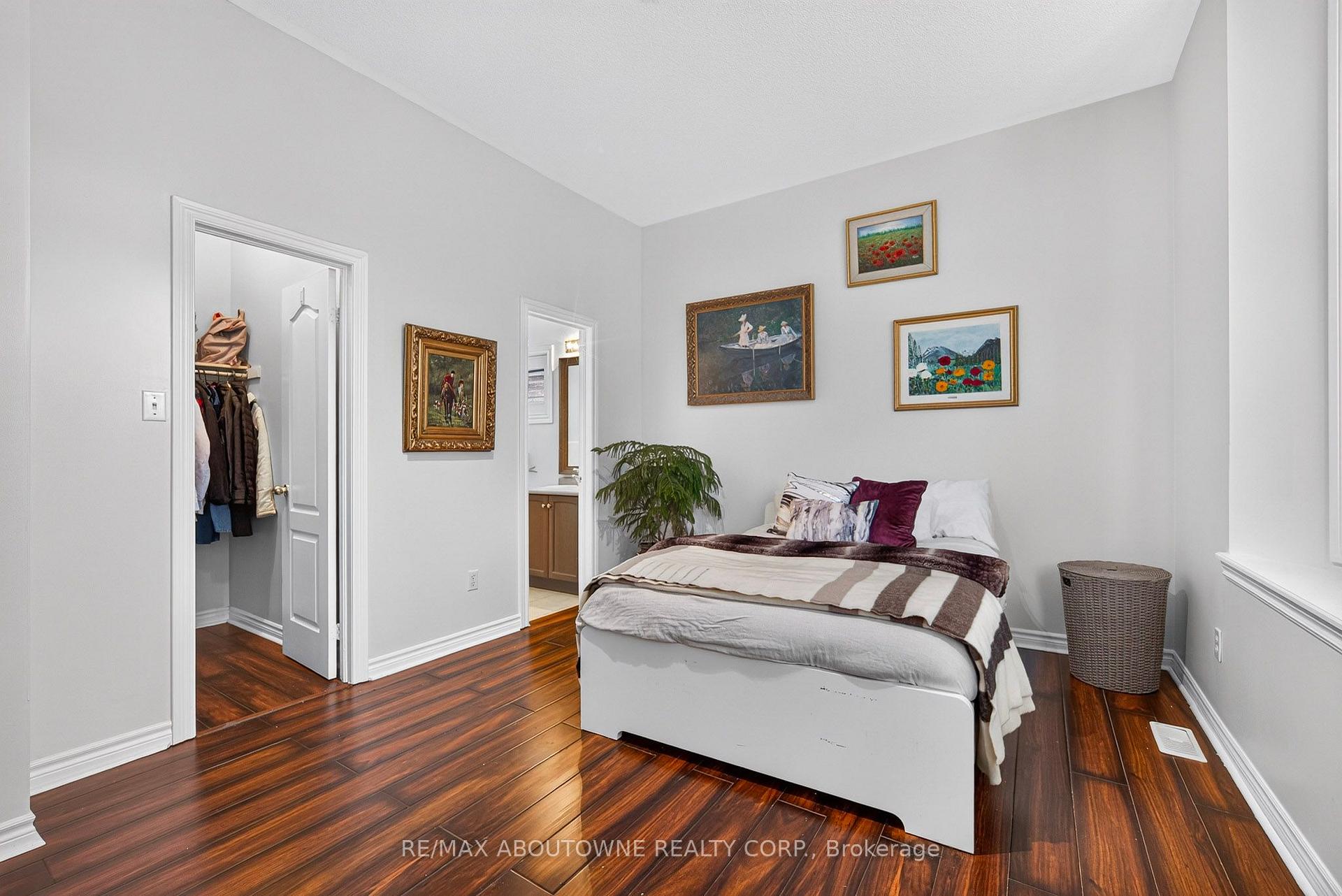 Photo 24 of 2447 Highmount Crescent, Oakville, Westmount — HOMEH