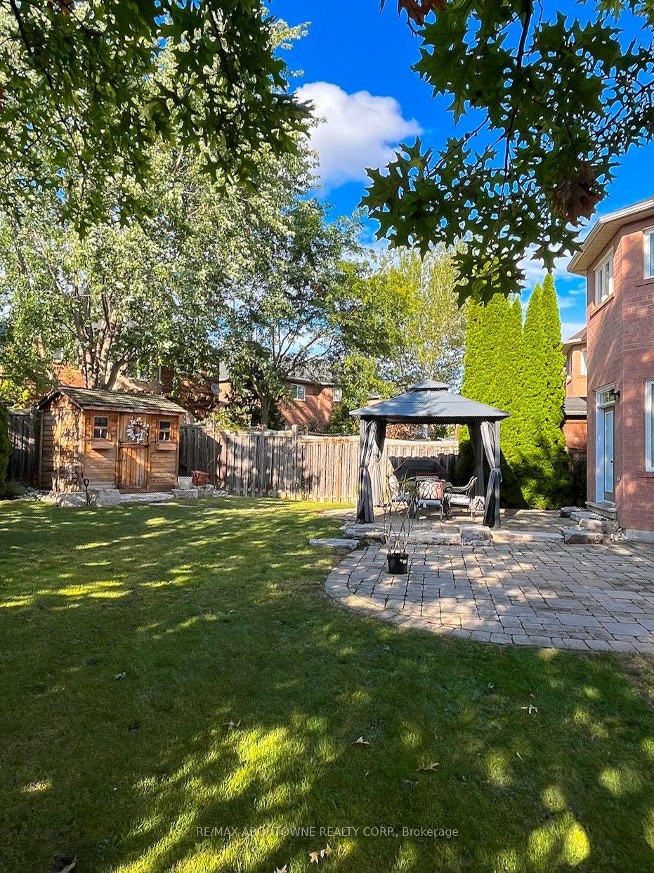 Photo 52 of 2447 Highmount Crescent, Oakville, Westmount — HOMEH