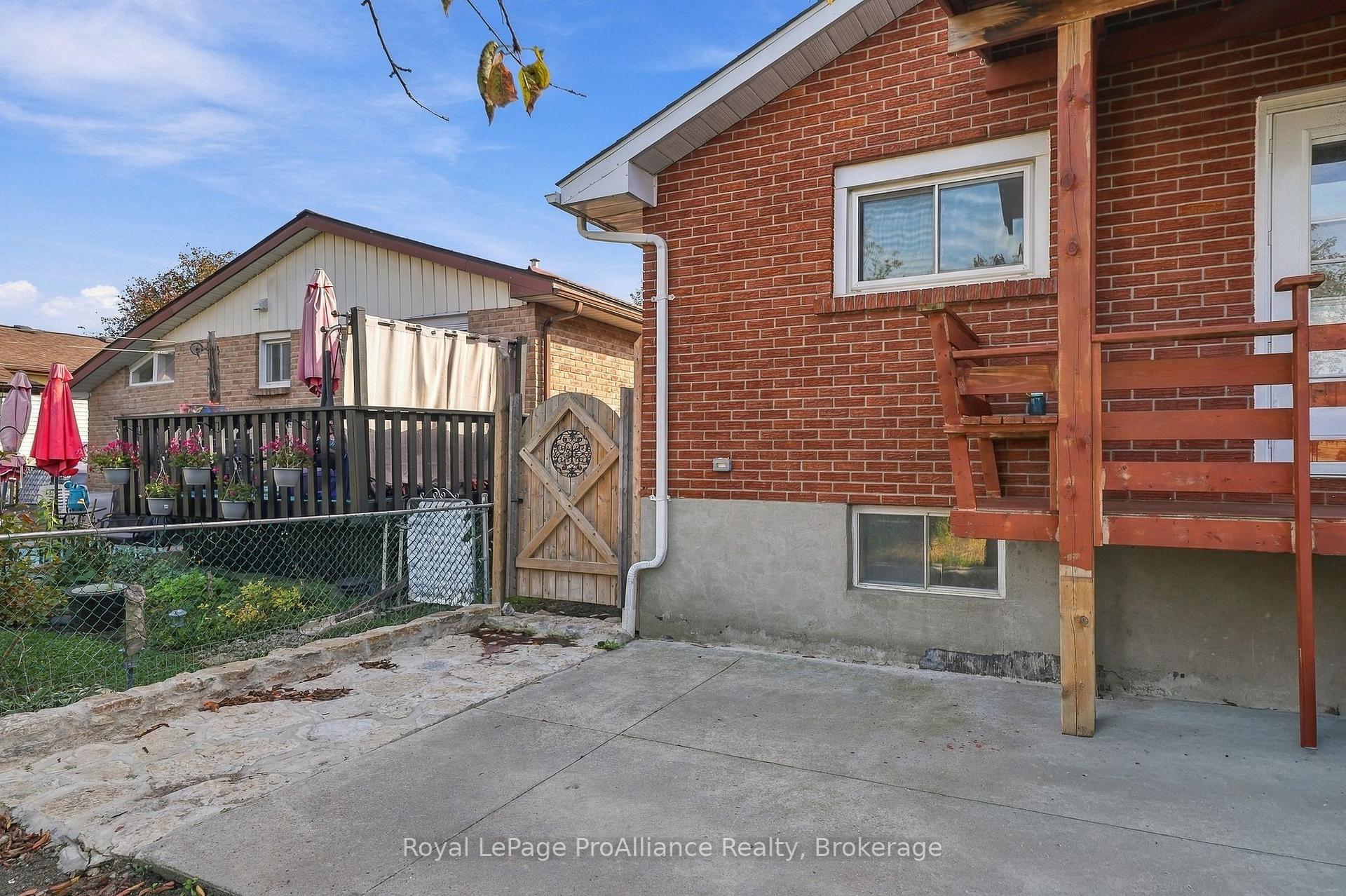 Photo 28 of 66 Tracey Street, Belleville, Belleville Ward — HOMEH