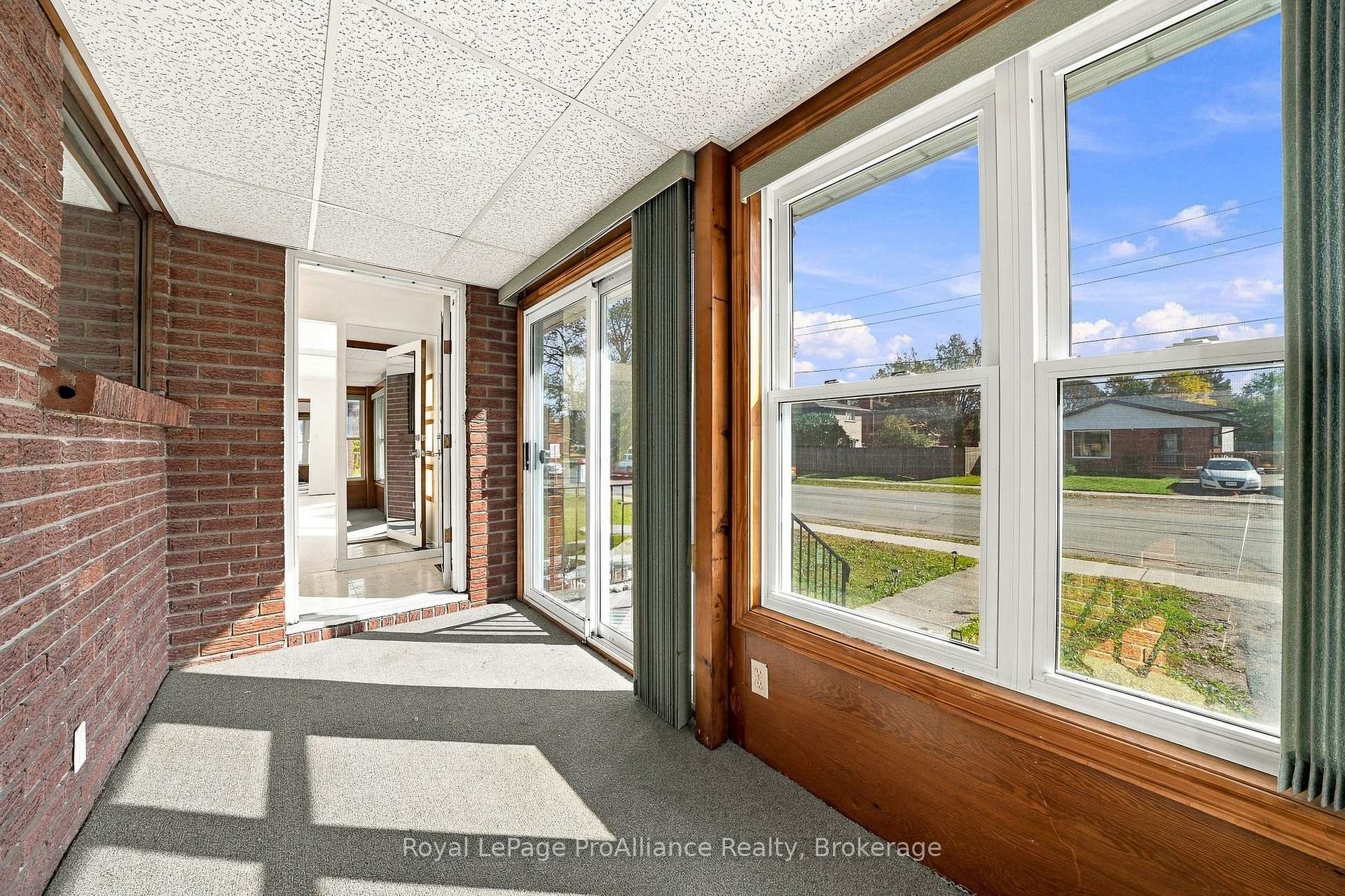 Photo 38 of 66 Tracey Street, Belleville, Belleville Ward — HOMEH
