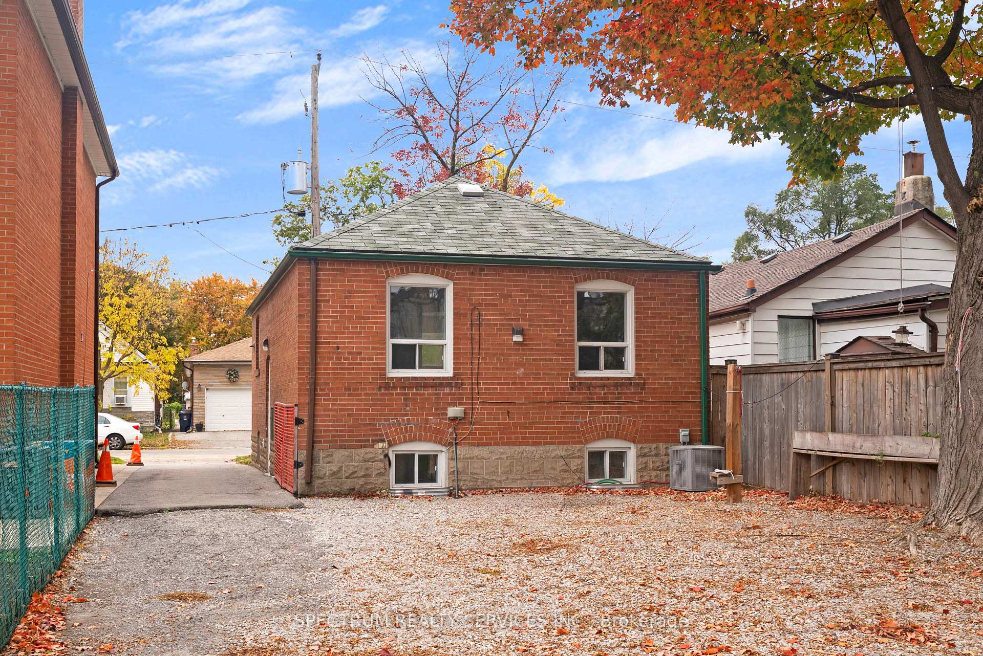 Photo 26 of 11 Vimy Avenue, North York, Weston — HOMEH
