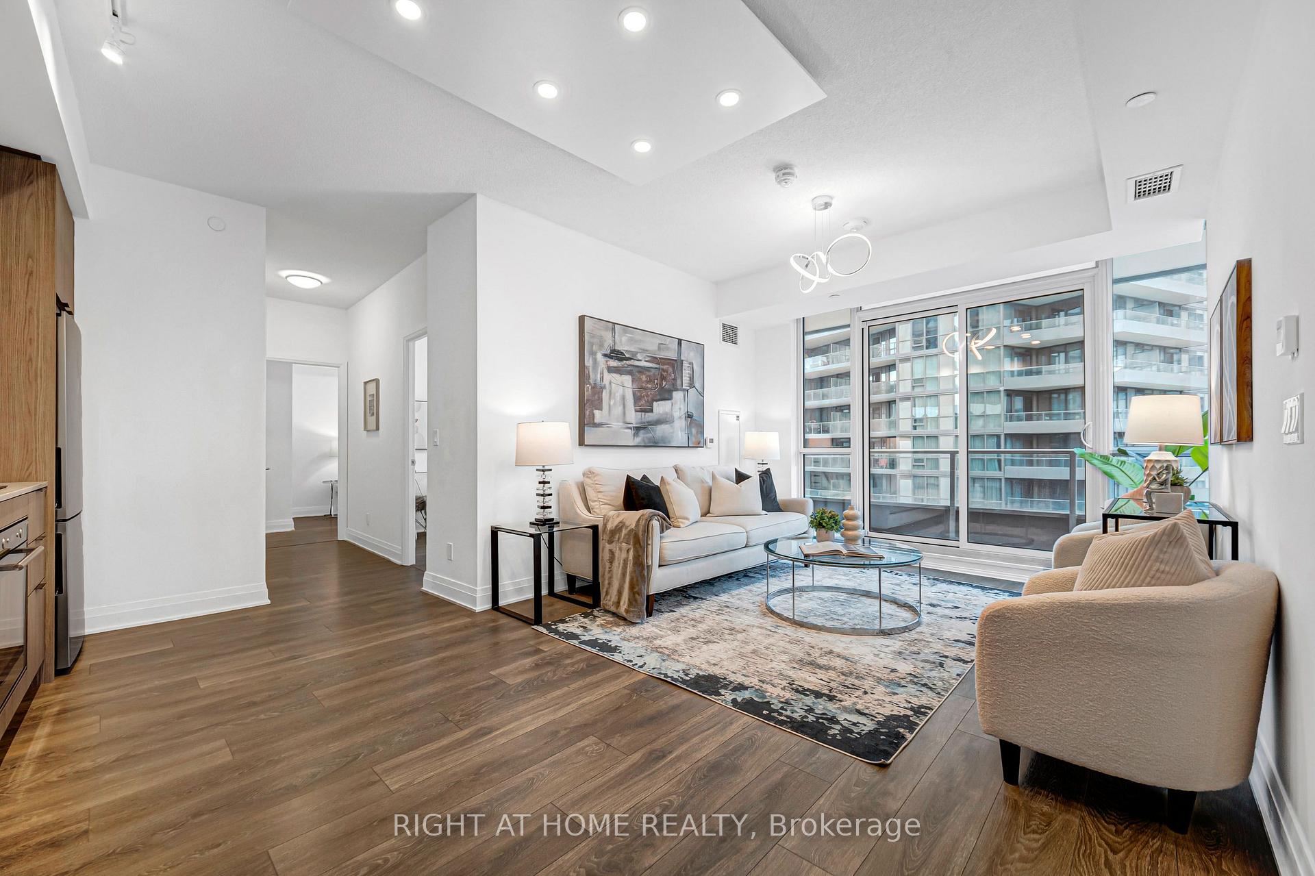 Photo 11 of Unit 405, 38 Forest Manor Road, North York, Henry Farm — HOMEH