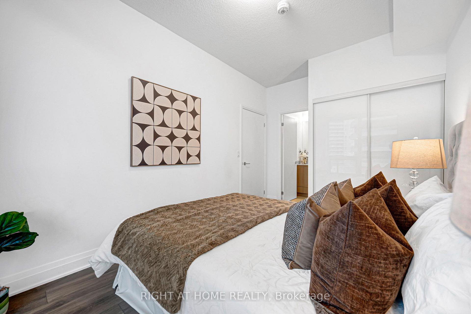 Photo 32 of Unit 405, 38 Forest Manor Road, North York, Henry Farm — HOMEH