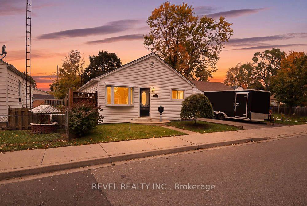 Photo 5 of 69 Sixth Avenue, Brantford, Eagle Place East — HOMEH