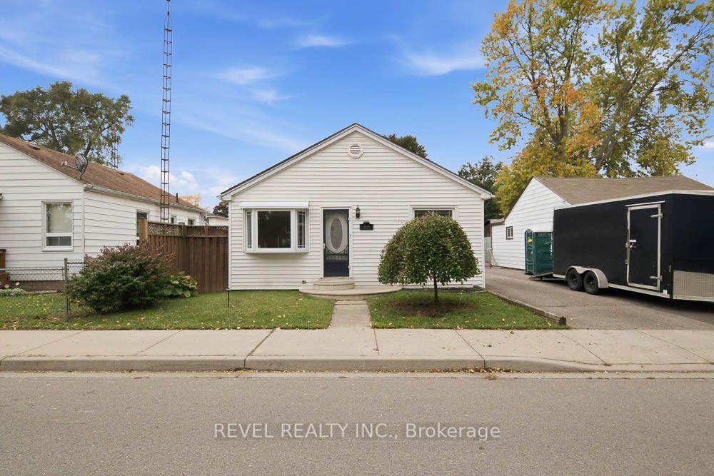 Photo 6 of 69 Sixth Avenue, Brantford, Eagle Place East — HOMEH