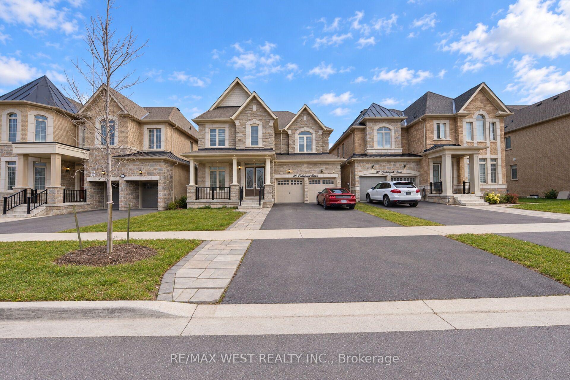Photo 2 of 89 Clockwork Drive, Brampton, Northwest Brampton — HOMEH