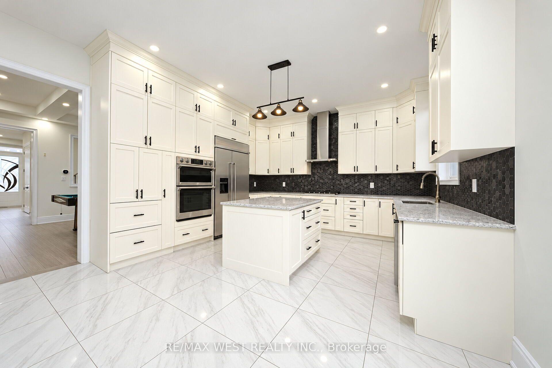 Photo 11 of 89 Clockwork Drive, Brampton, Northwest Brampton — HOMEH