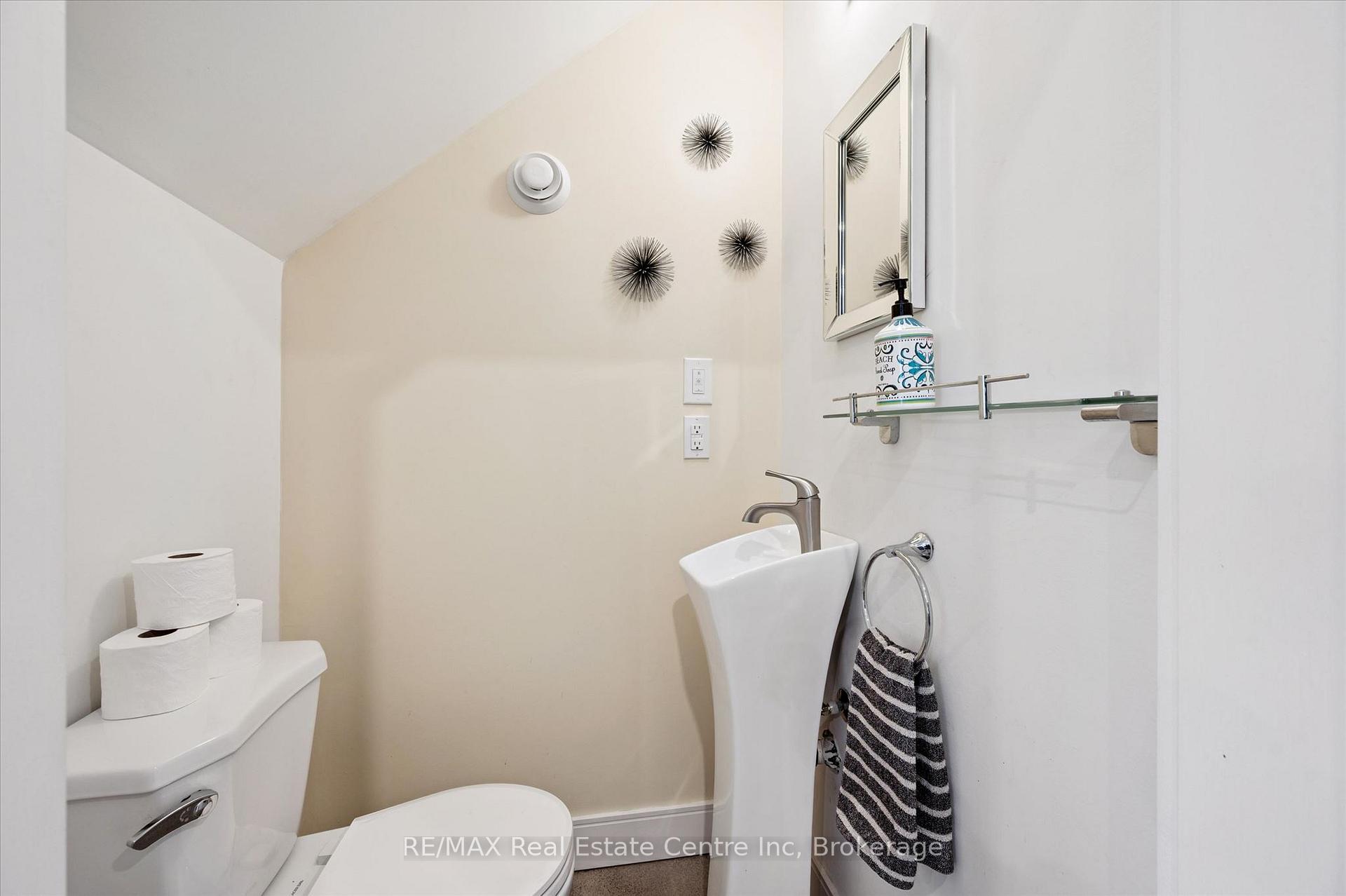 Photo 17 of 38 Wheeler Avenue, Guelph, St. Patrick's Ward — HOMEH