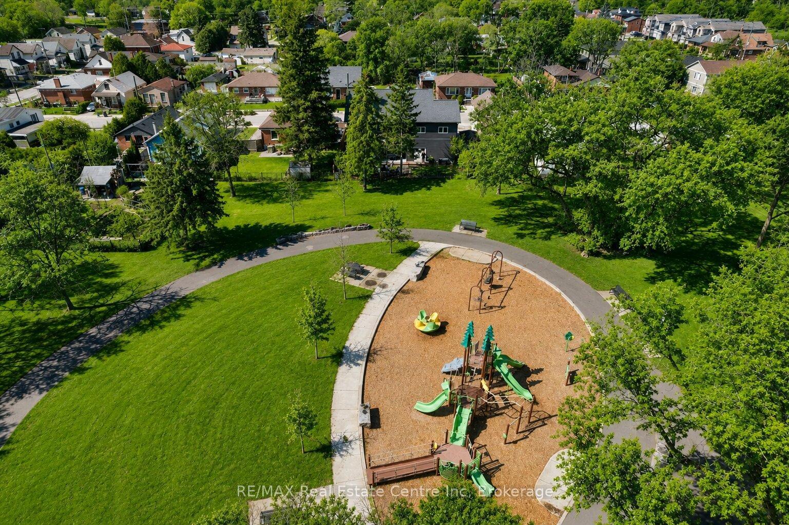 Photo 47 of 38 Wheeler Avenue, Guelph, St. Patrick's Ward — HOMEH