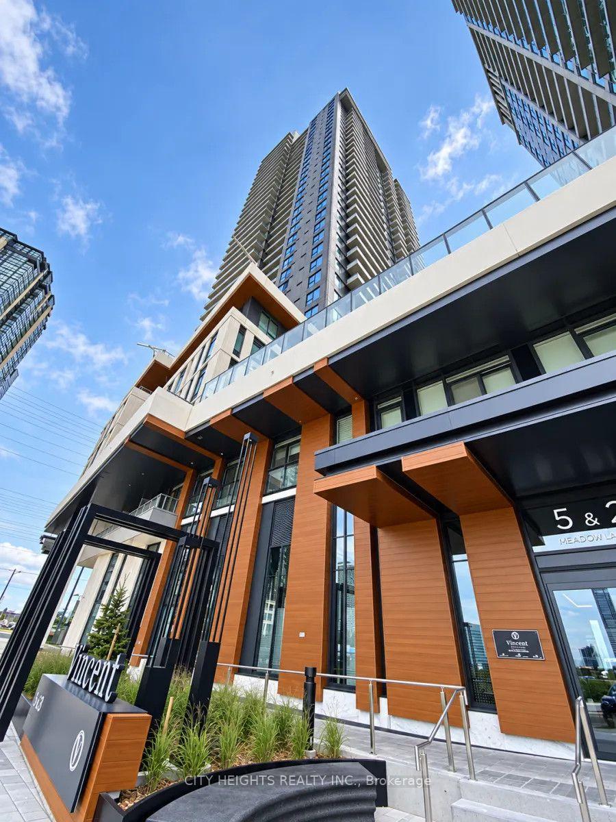 Photo 2 of Unit 1709, 5 Meadowdale Road, Vaughan, Vaughan Corporate Centre — HOMEH