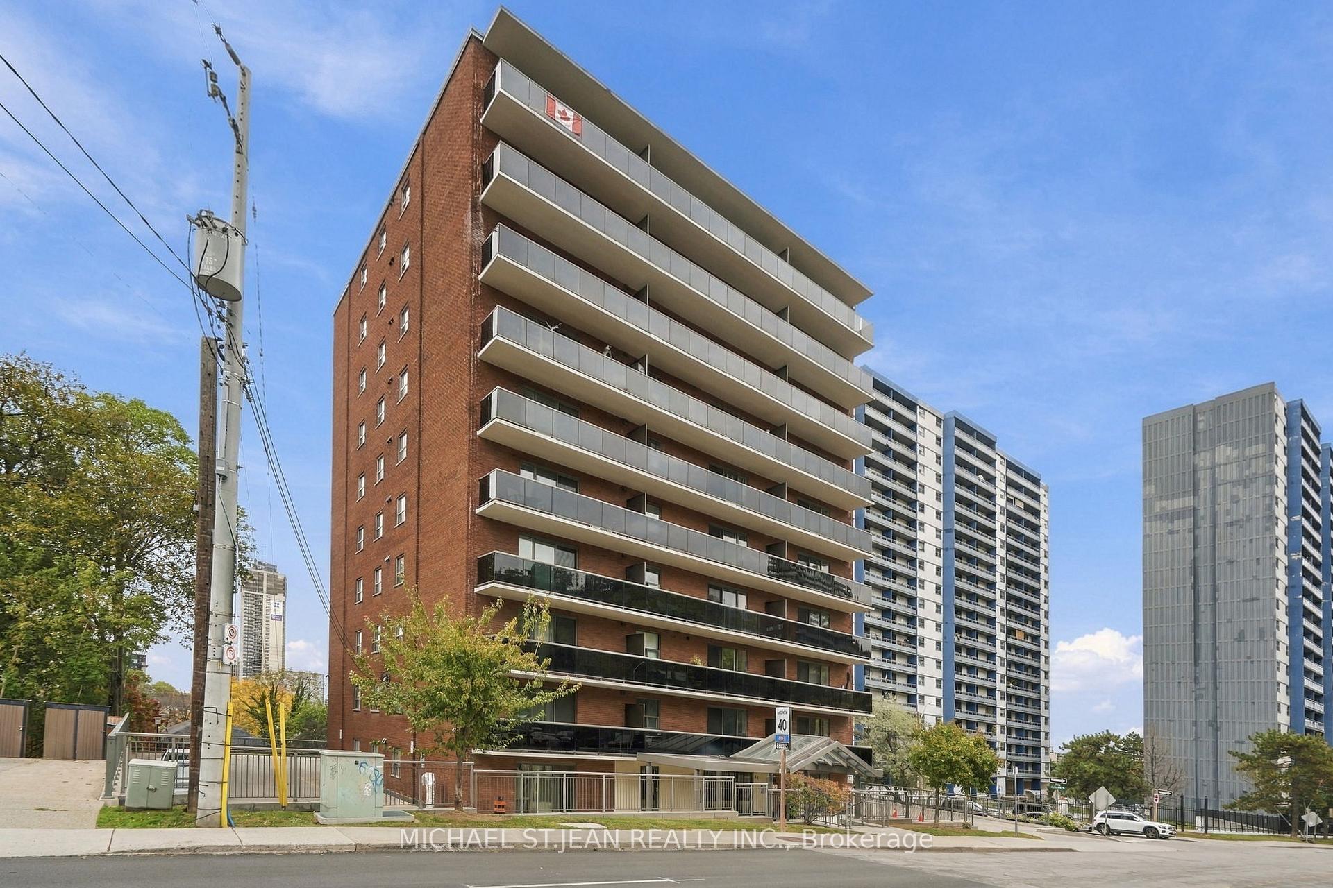Photo 4 of Unit 904, 81 Charlton Avenue E, Hamilton, Corktown — HOMEH