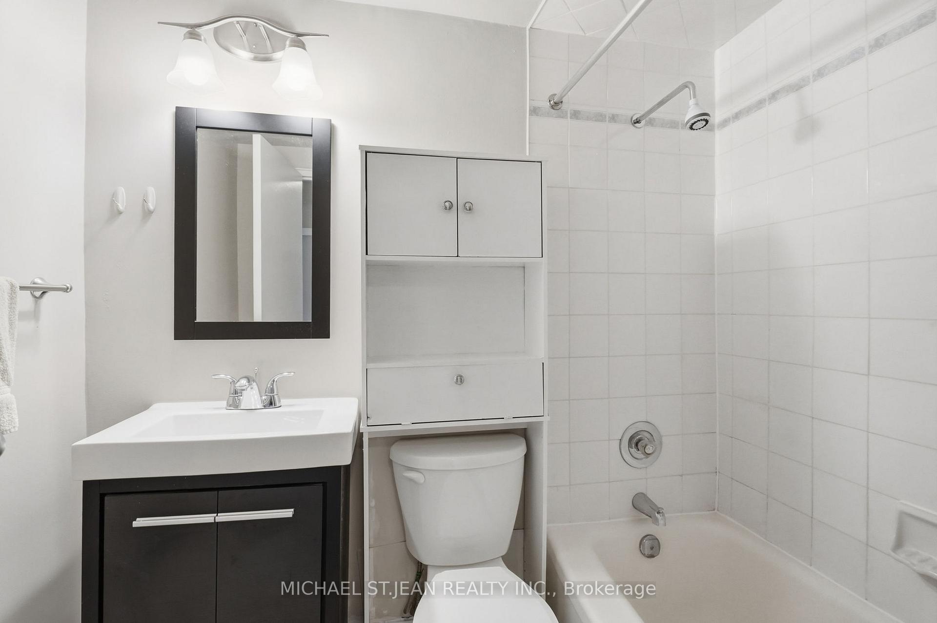 Photo 18 of Unit 904, 81 Charlton Avenue E, Hamilton, Corktown — HOMEH