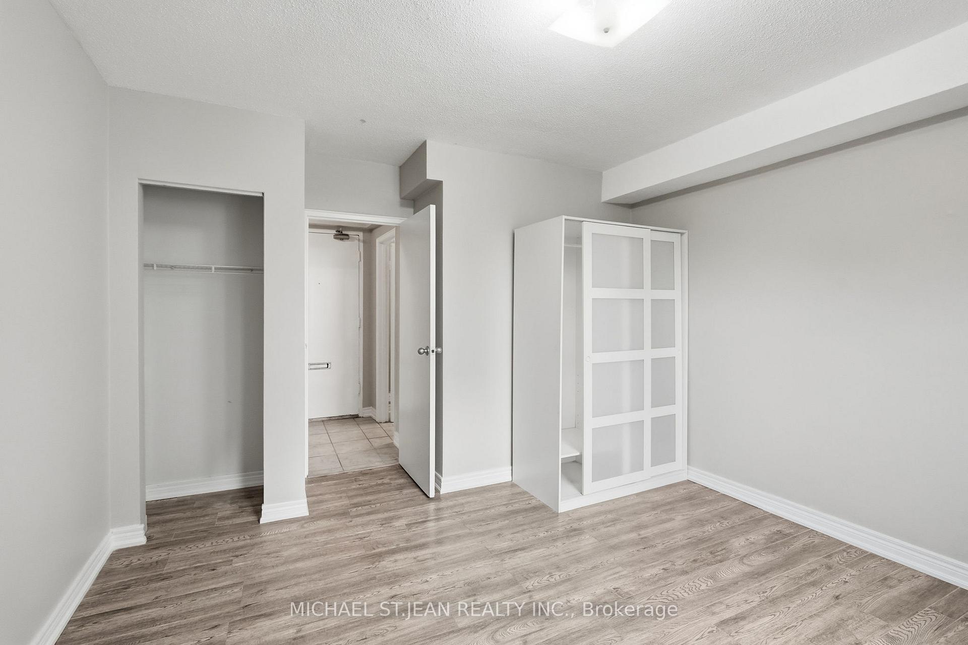 Photo 20 of Unit 904, 81 Charlton Avenue E, Hamilton, Corktown — HOMEH