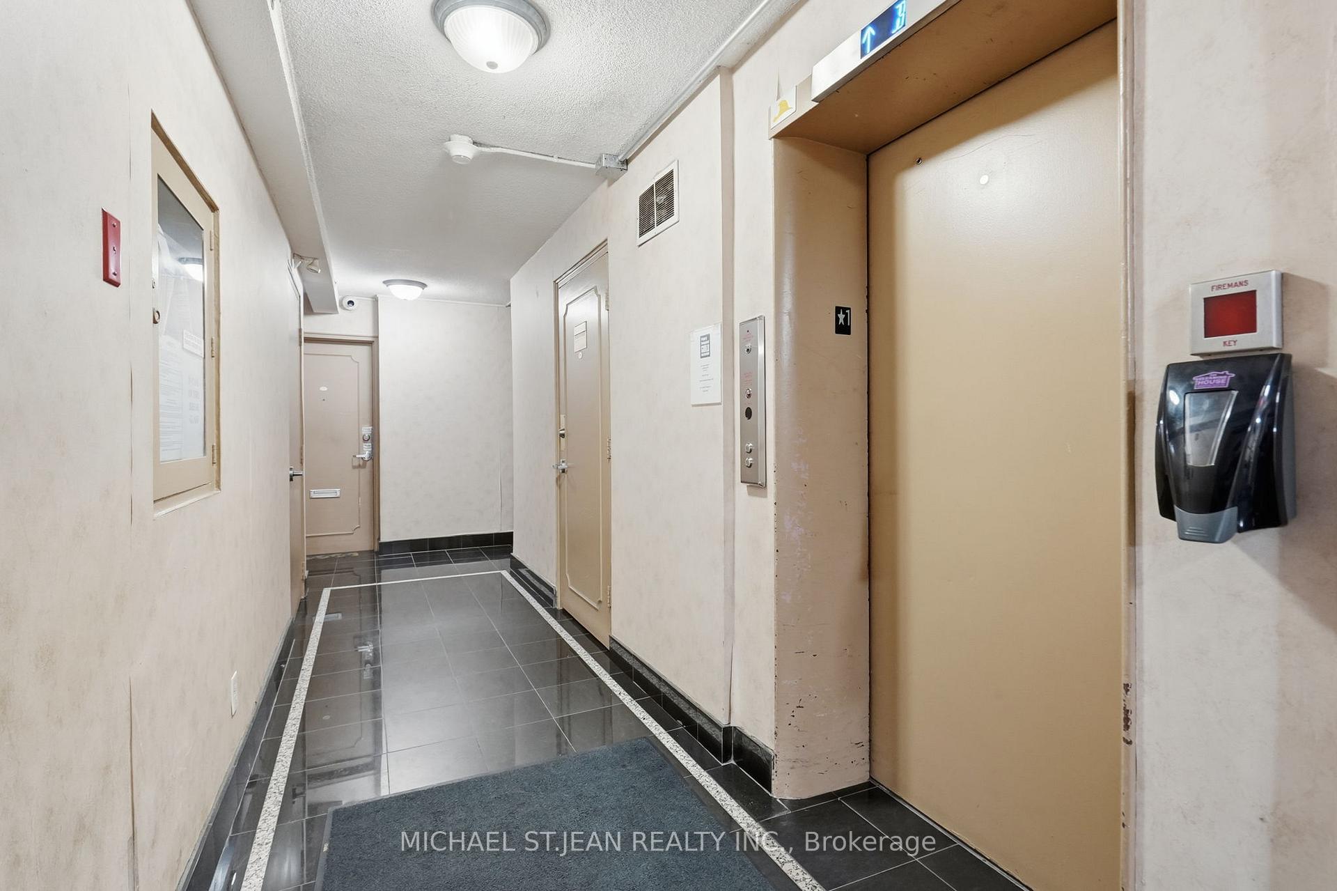 Photo 21 of Unit 904, 81 Charlton Avenue E, Hamilton, Corktown — HOMEH