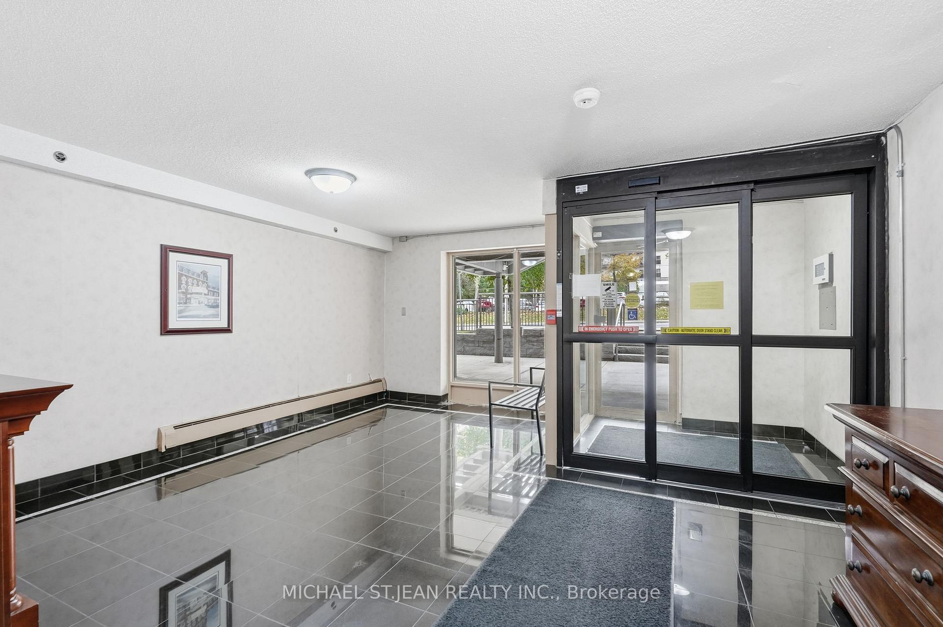Photo 22 of Unit 904, 81 Charlton Avenue E, Hamilton, Corktown — HOMEH