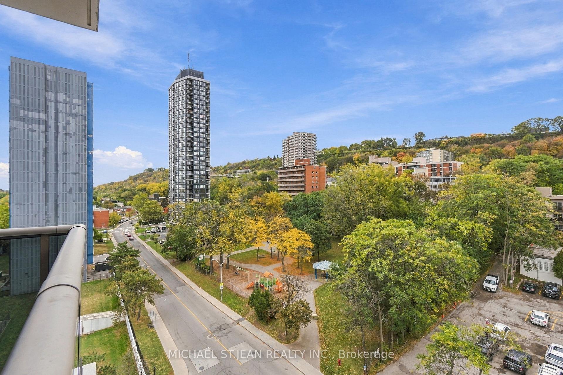 Photo 28 of Unit 904, 81 Charlton Avenue E, Hamilton, Corktown — HOMEH