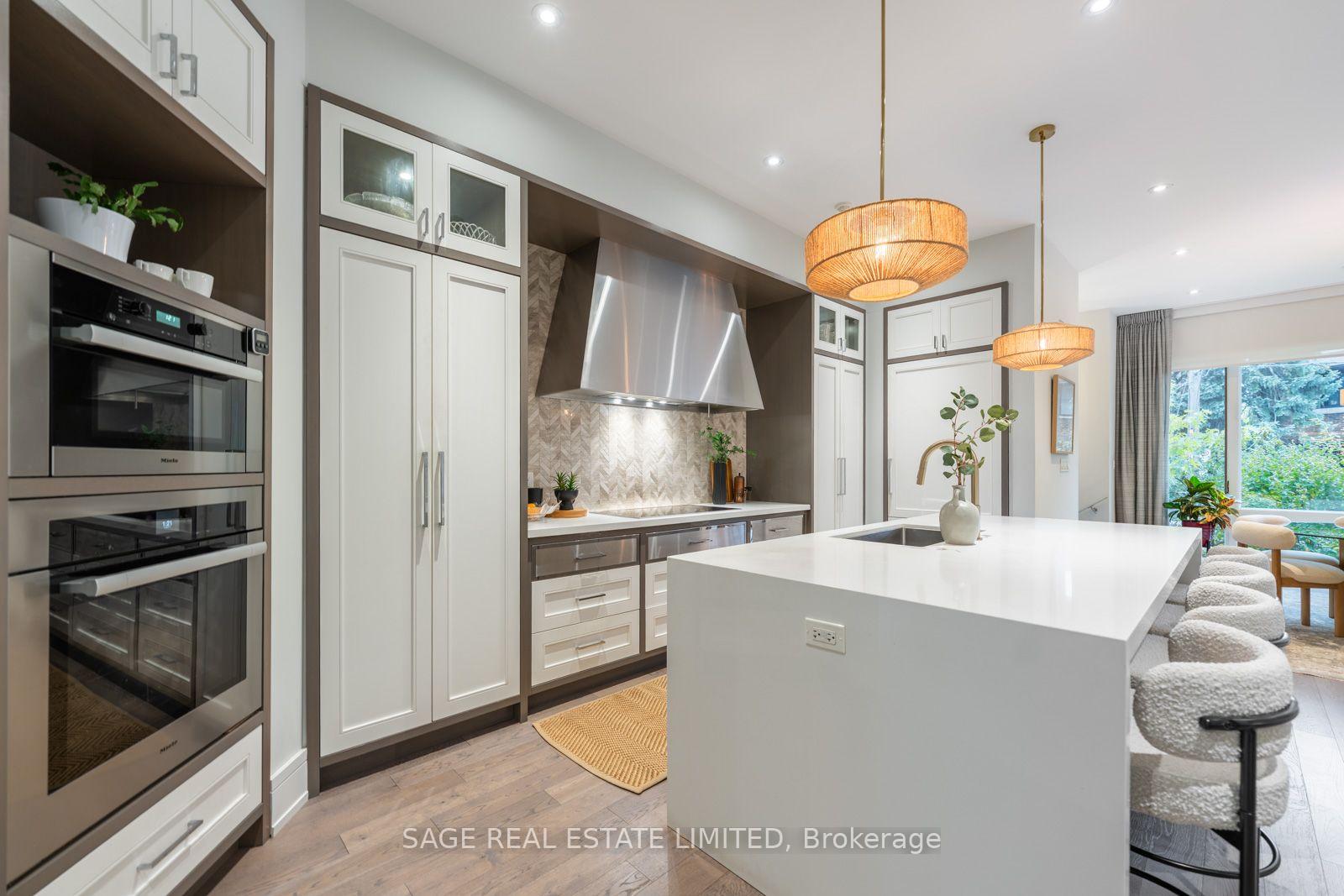 Photo 10 of 5 Thurloe Avenue, Toronto, Mount Pleasant East — HOMEH
