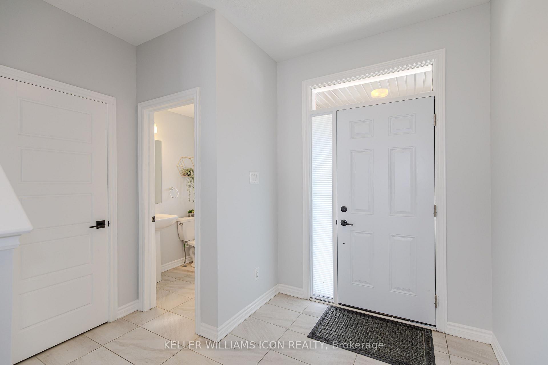Photo 7 of 14 Racemose Street, Ottawa, Barrhaven - Half Moon Bay — HOMEH