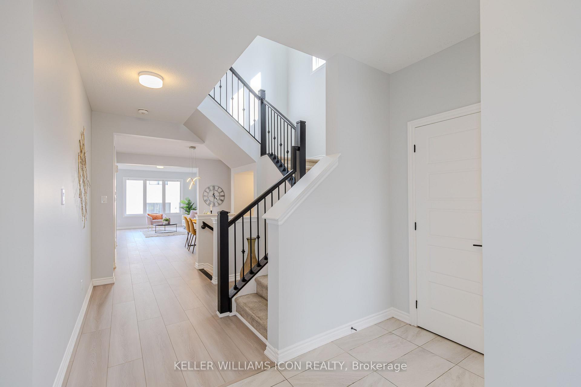 Photo 8 of 14 Racemose Street, Ottawa, Barrhaven - Half Moon Bay — HOMEH