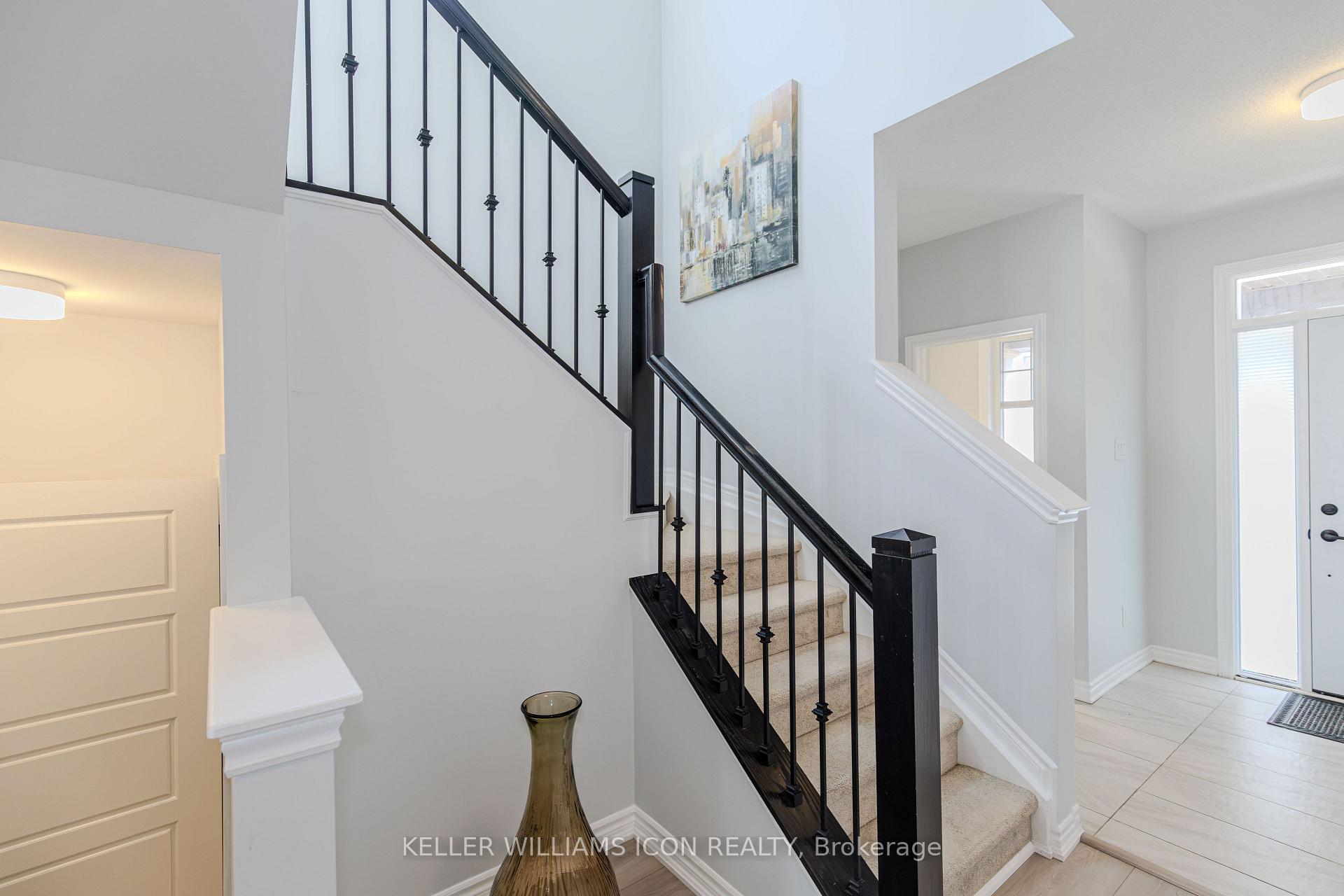 Photo 10 of 14 Racemose Street, Ottawa, Barrhaven - Half Moon Bay — HOMEH