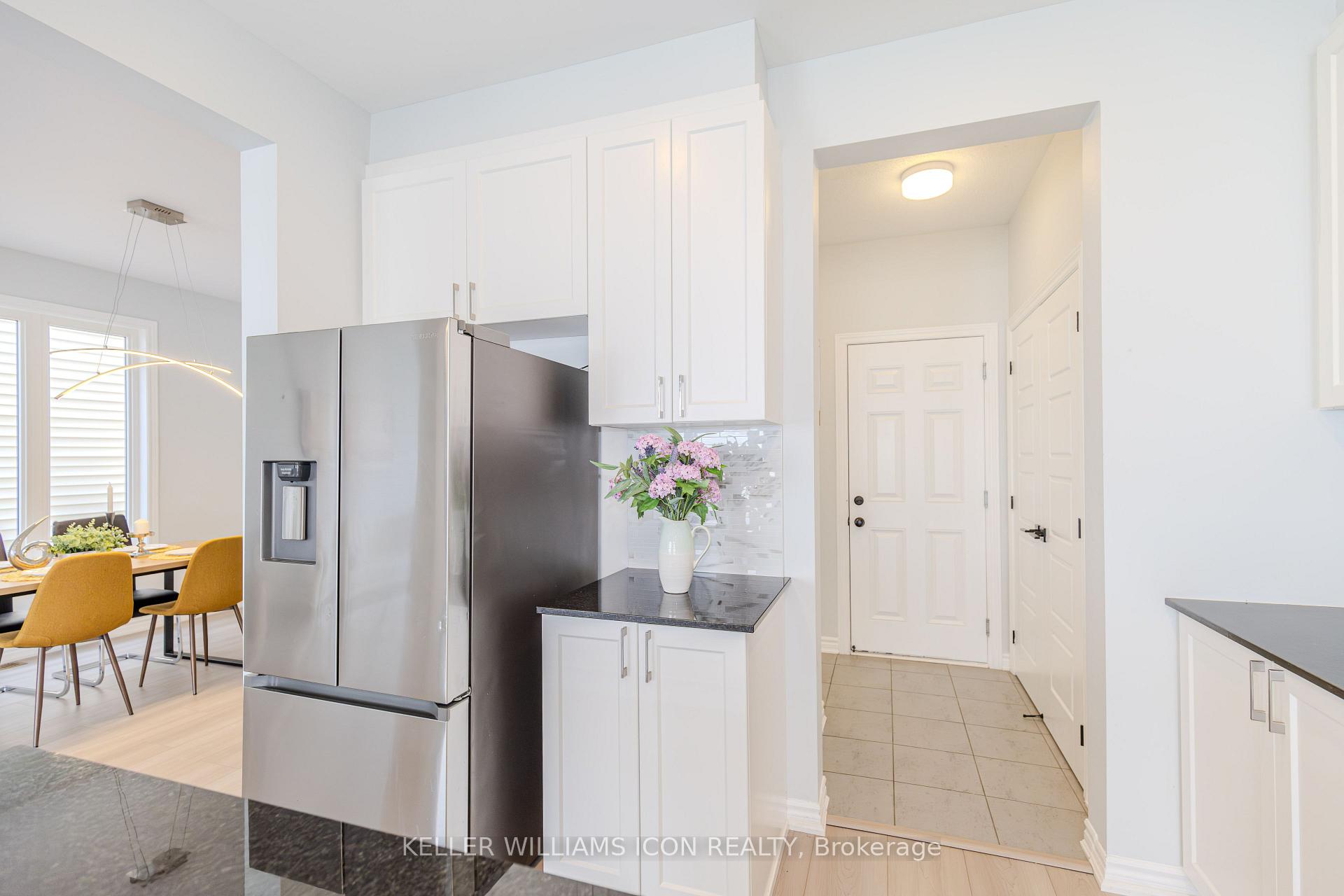 Photo 11 of 14 Racemose Street, Ottawa, Barrhaven - Half Moon Bay — HOMEH